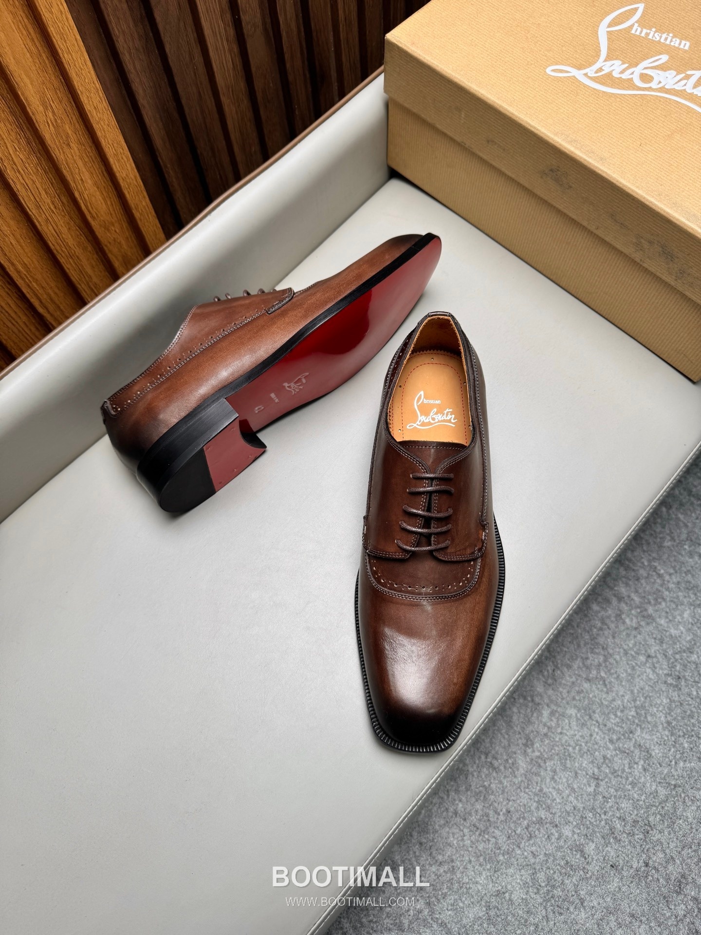 Christian Louboutin Calfskin Leather Loafer Shoes with Red Sole Detail 크리스찬루부탱 카프스킨 레더 로퍼 슈즈 2.5cm 3