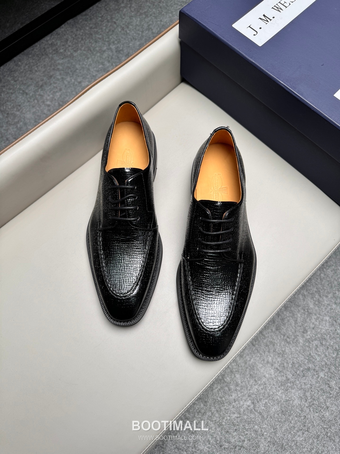 J.M.Weston Classic Calfskin Leather Lace-Up Dress Shoes with Lightweight Sole Detail 제이엠웨스턴 클래식 카프스킨 레더 레이스업 드레스 슈즈 2.5cm 4