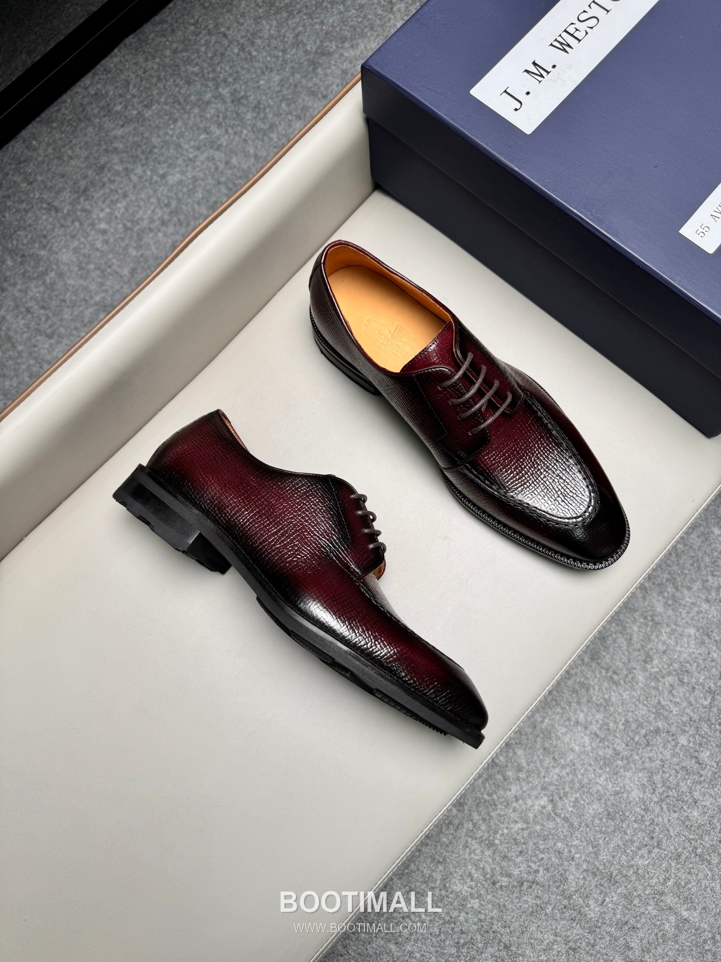 J.M.Weston Classic Calfskin Leather Lace-Up Dress Shoes with Lightweight Sole Detail 제이엠웨스턴 클래식 카프스킨 레더 레이스업 드레스 슈즈 2.5cm 2