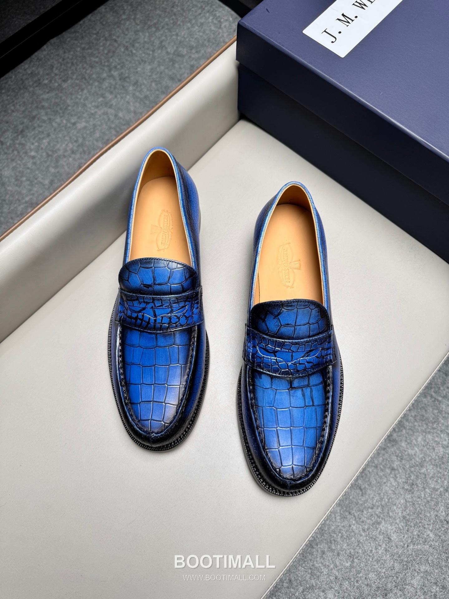 J.M.Weston Classic Embossed Calfskin Leather Lace-Up Dress Shoes with Leather Sole Detail 제이엠웨스턴 클래식 엠보싱 카프스킨 레더 레이스업 드레스 슈즈 2.5cm 4