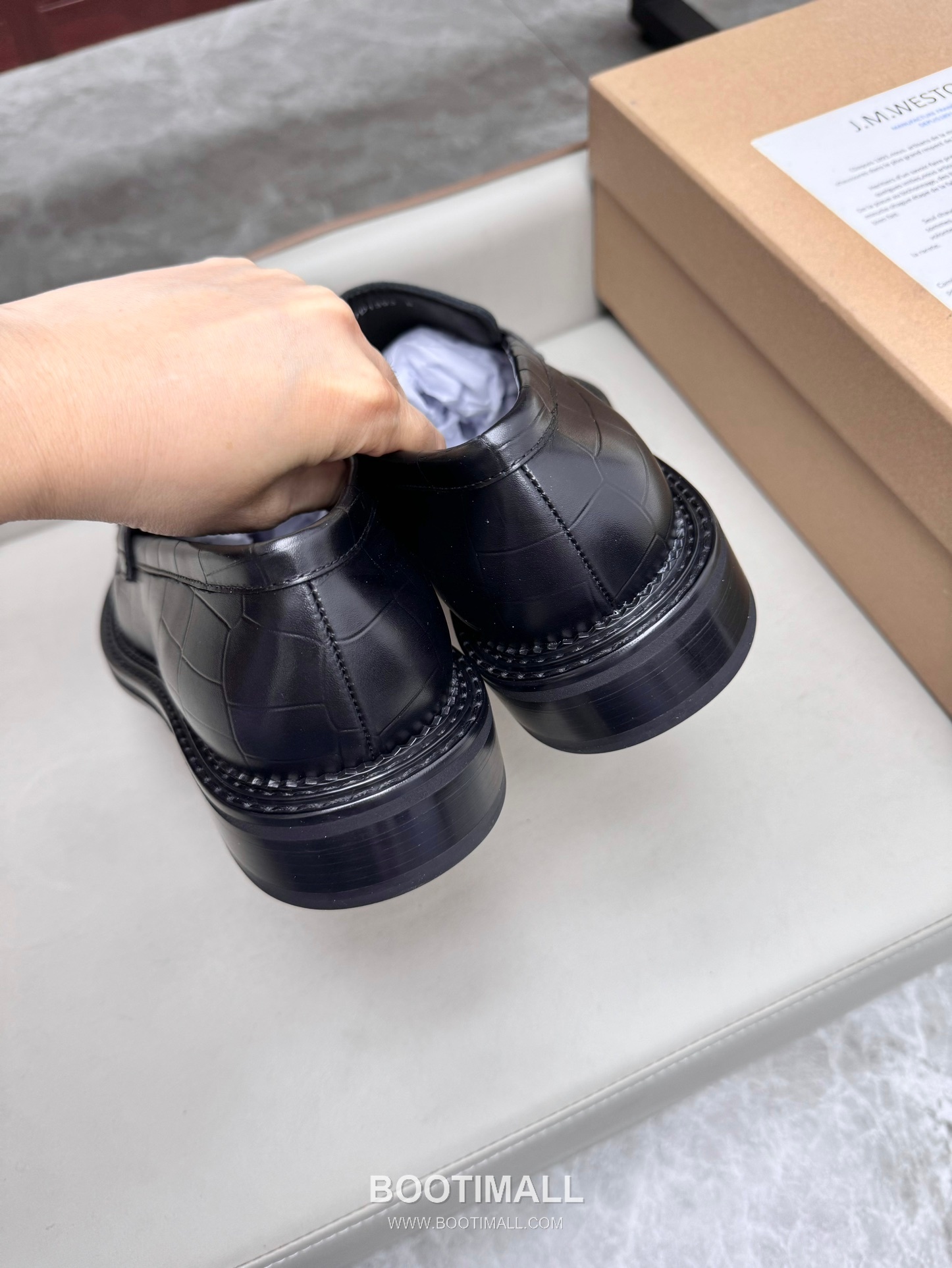 J.M.Weston Classic Calfskin Leather Lace-Up Dress Shoes with Smooth Upper Detail 제이엠웨스턴 클래식 카프스킨 레더 레이스업 드레스 슈즈 2.5cm 5