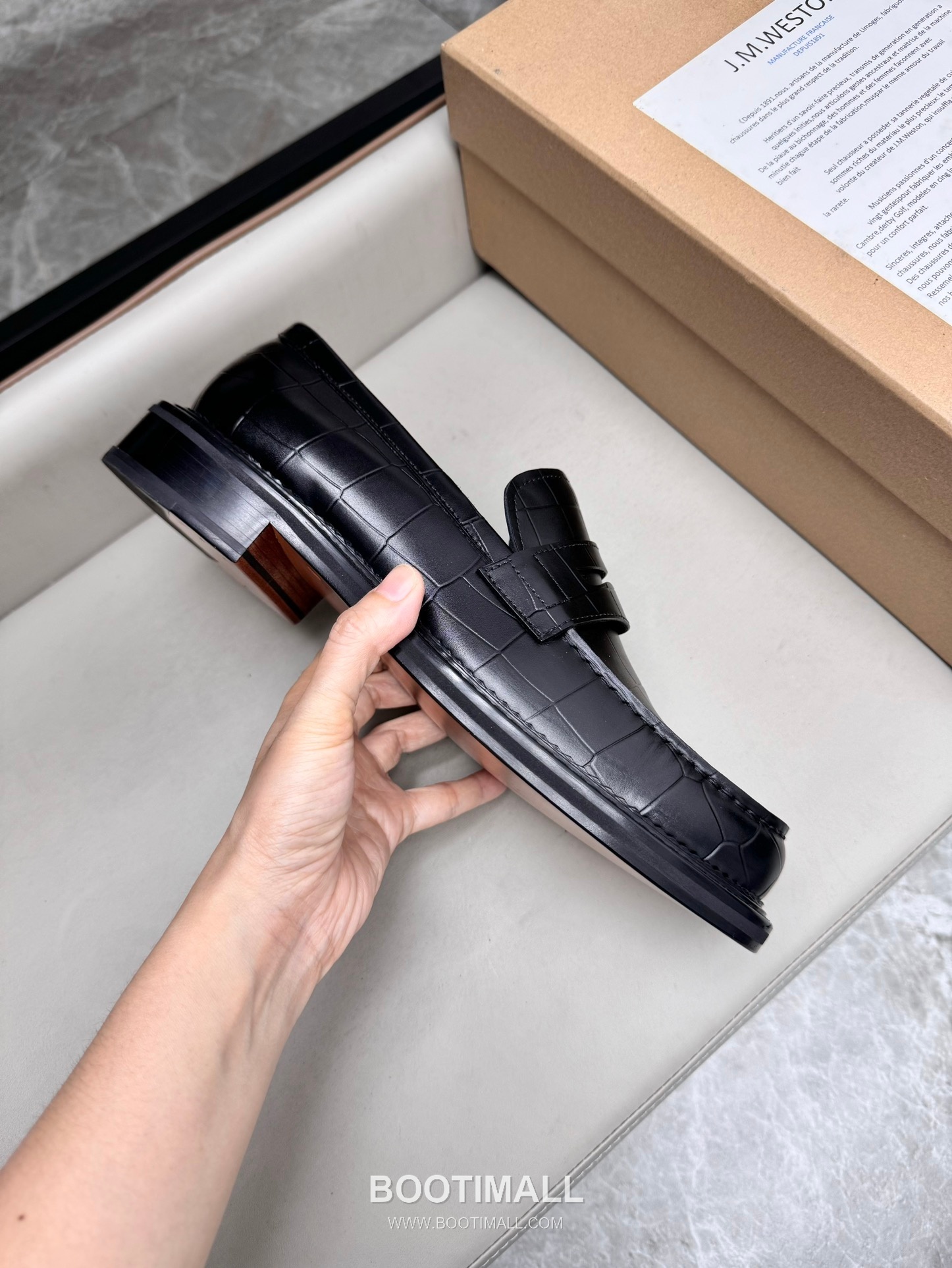 J.M.Weston Classic Calfskin Leather Lace-Up Dress Shoes with Smooth Upper Detail 제이엠웨스턴 클래식 카프스킨 레더 레이스업 드레스 슈즈 2.5cm 6