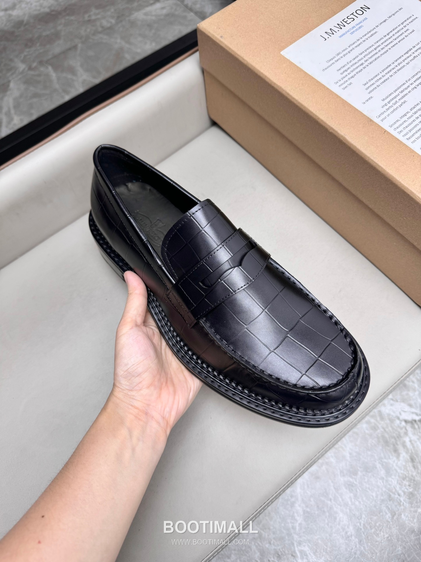 J.M.Weston Classic Calfskin Leather Lace-Up Dress Shoes with Smooth Upper Detail 제이엠웨스턴 클래식 카프스킨 레더 레이스업 드레스 슈즈 2.5cm 7