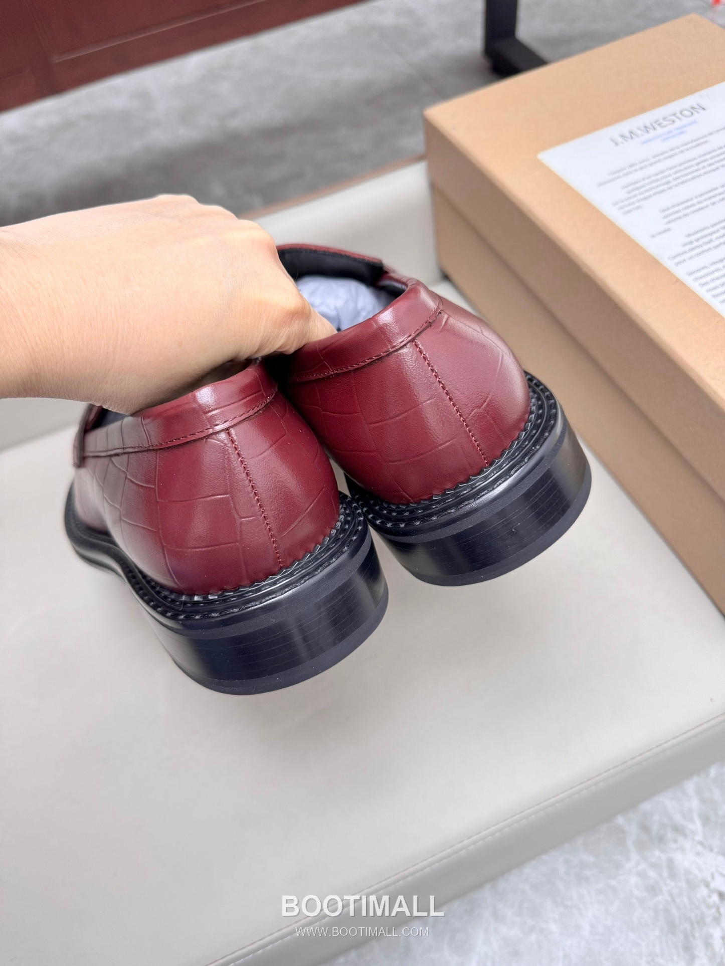 J.M.Weston Classic Calfskin Leather Lace-Up Dress Shoes with Smooth Upper Detail 제이엠웨스턴 클래식 카프스킨 레더 레이스업 드레스 슈즈 2.5cm 5