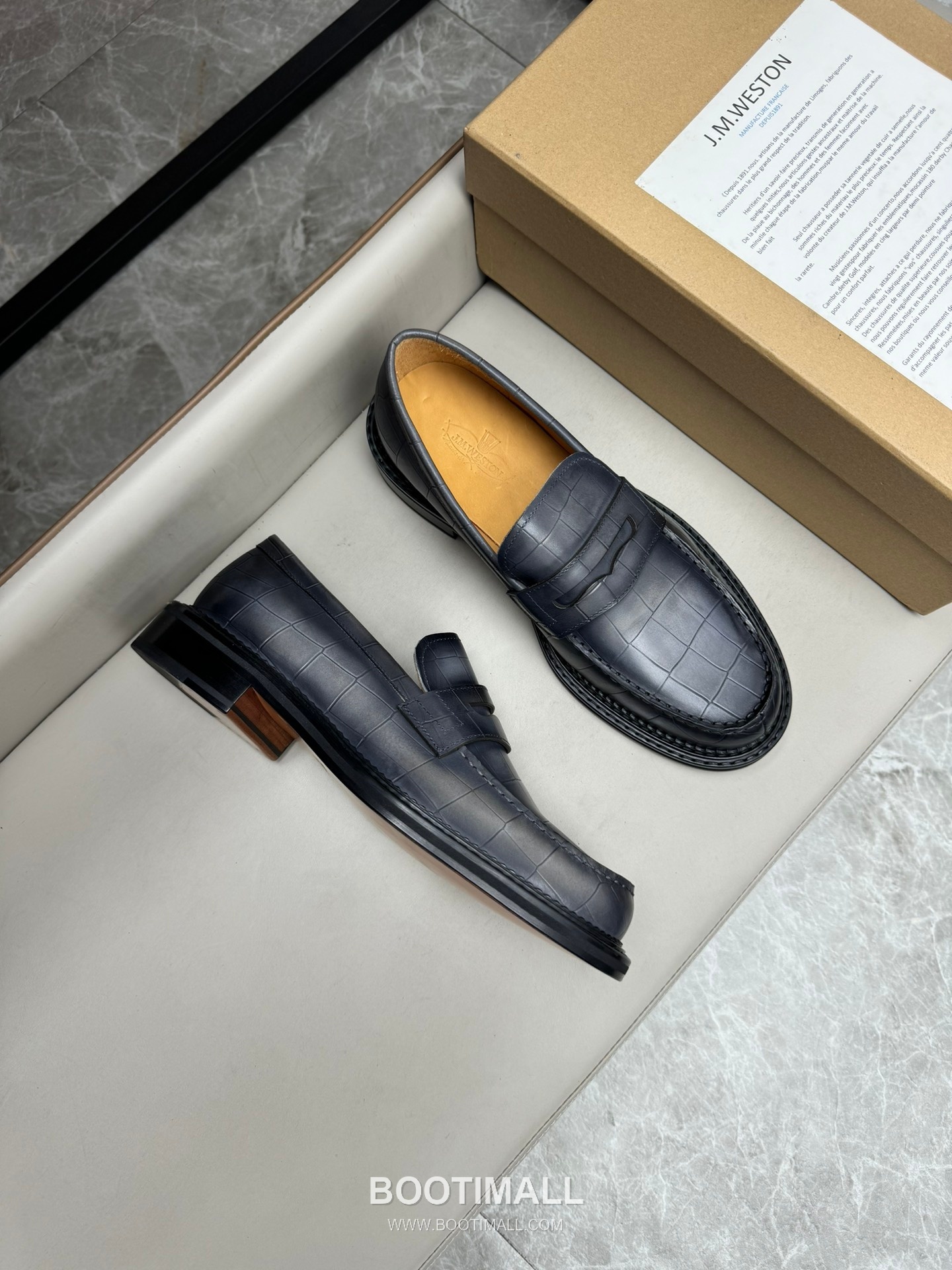 J.M.Weston Classic Calfskin Leather Lace-Up Dress Shoes with Smooth Upper Detail 제이엠웨스턴 클래식 카프스킨 레더 레이스업 드레스 슈즈 2.5cm 2