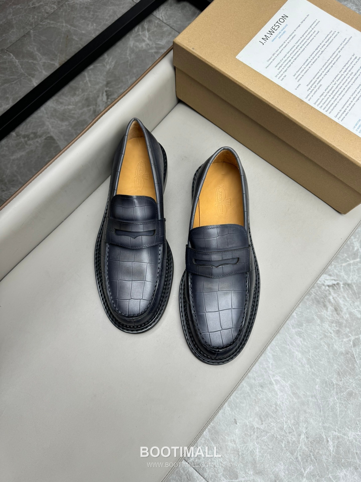 J.M.Weston Classic Calfskin Leather Lace-Up Dress Shoes with Smooth Upper Detail 제이엠웨스턴 클래식 카프스킨 레더 레이스업 드레스 슈즈 2.5cm 4