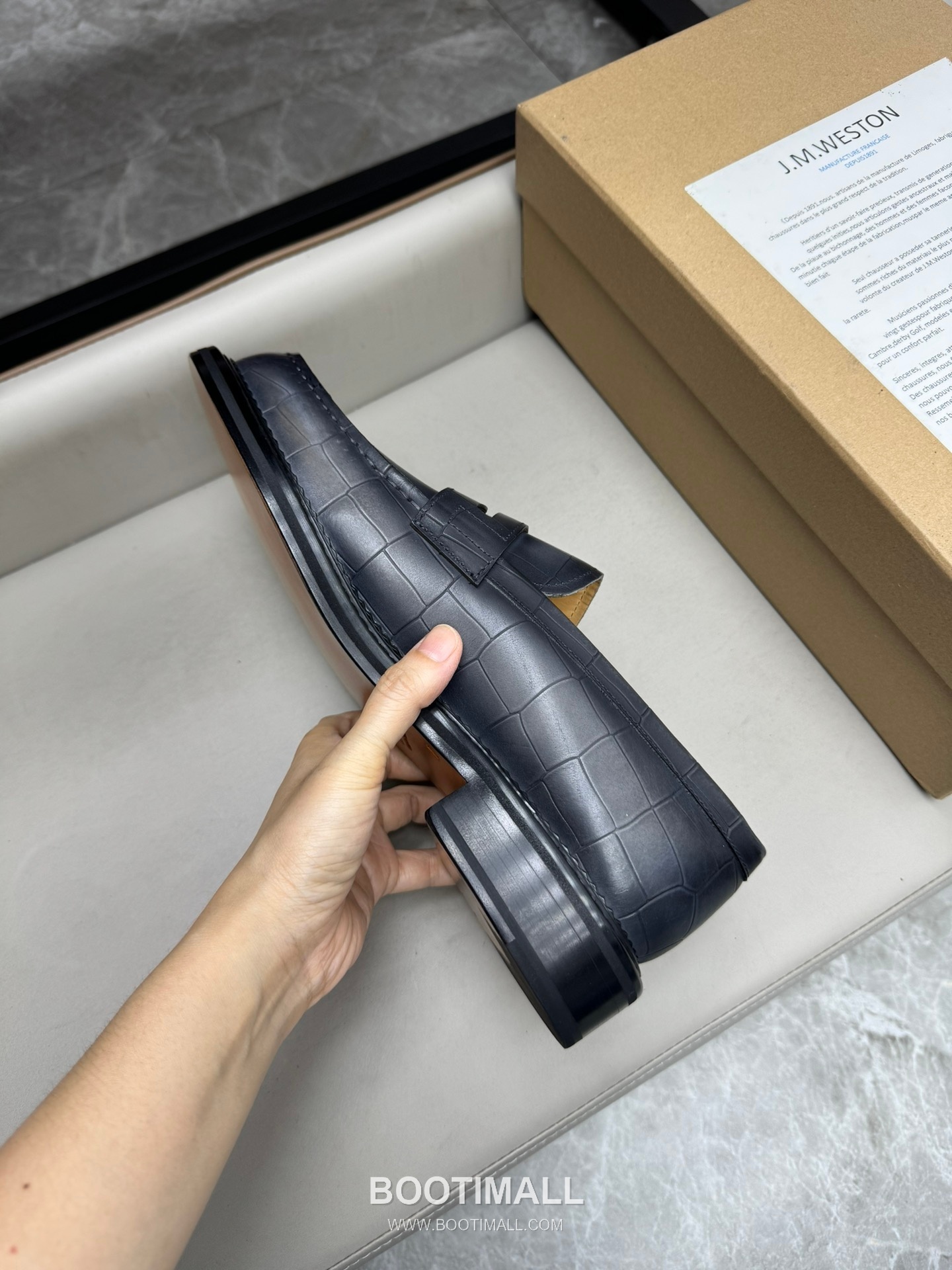 J.M.Weston Classic Calfskin Leather Lace-Up Dress Shoes with Smooth Upper Detail 제이엠웨스턴 클래식 카프스킨 레더 레이스업 드레스 슈즈 2.5cm 8