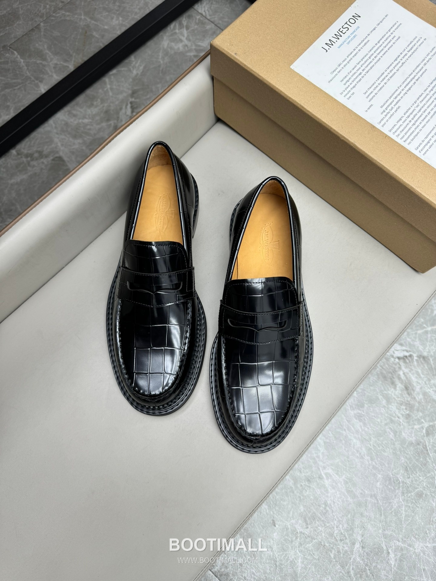 J.M.Weston Classic Calfskin Leather Lace-Up Dress Shoes with Smooth Upper Detail 제이엠웨스턴 클래식 카프스킨 레더 레이스업 드레스 슈즈 2.5cm 4