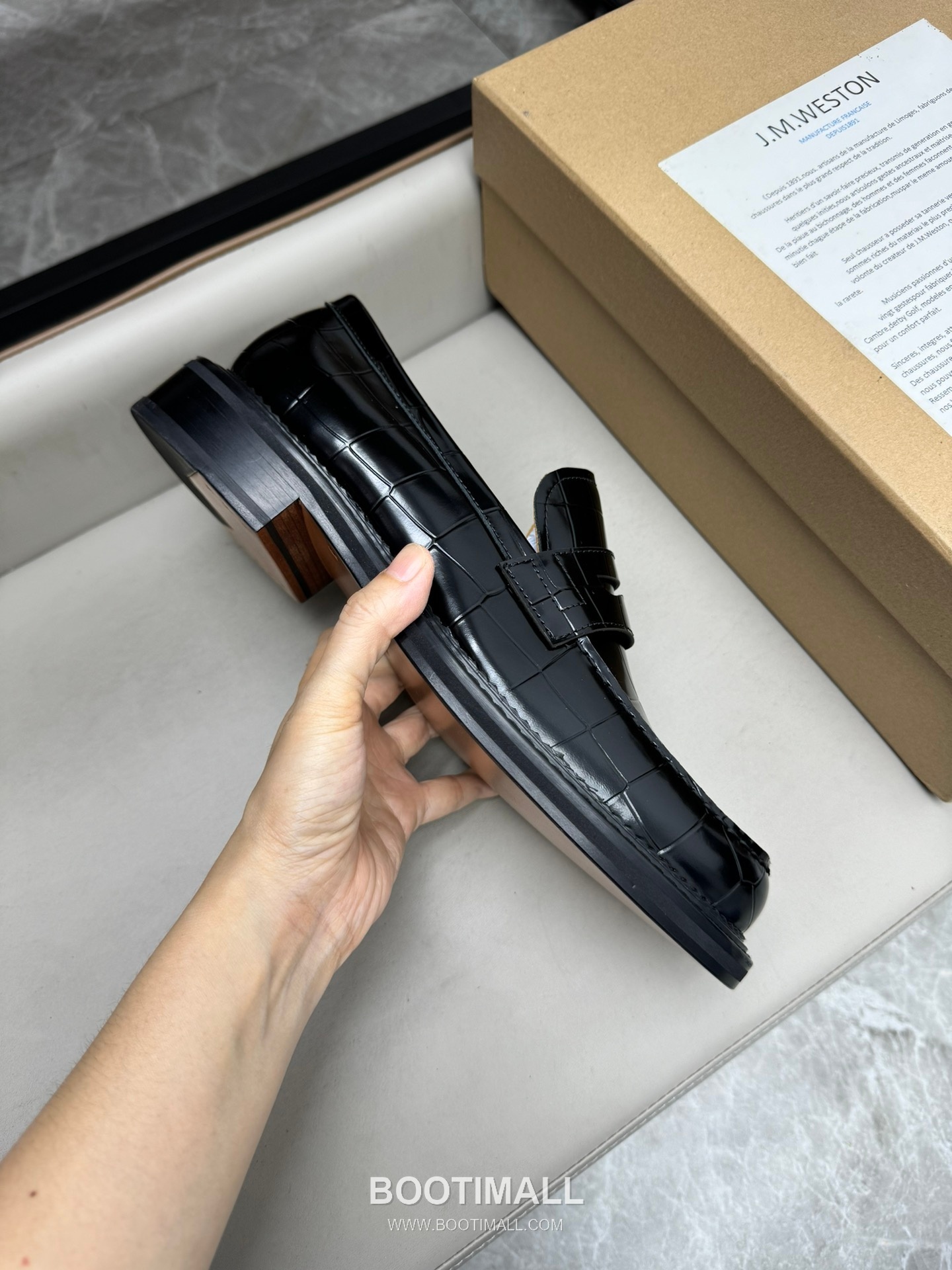 J.M.Weston Classic Calfskin Leather Lace-Up Dress Shoes with Smooth Upper Detail 제이엠웨스턴 클래식 카프스킨 레더 레이스업 드레스 슈즈 2.5cm 6