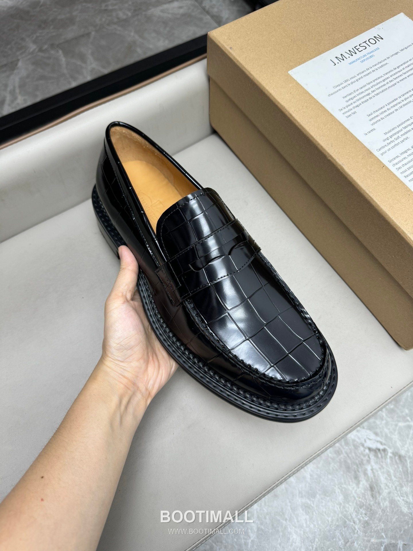 J.M.Weston Classic Calfskin Leather Lace-Up Dress Shoes with Smooth Upper Detail 제이엠웨스턴 클래식 카프스킨 레더 레이스업 드레스 슈즈 2.5cm 7