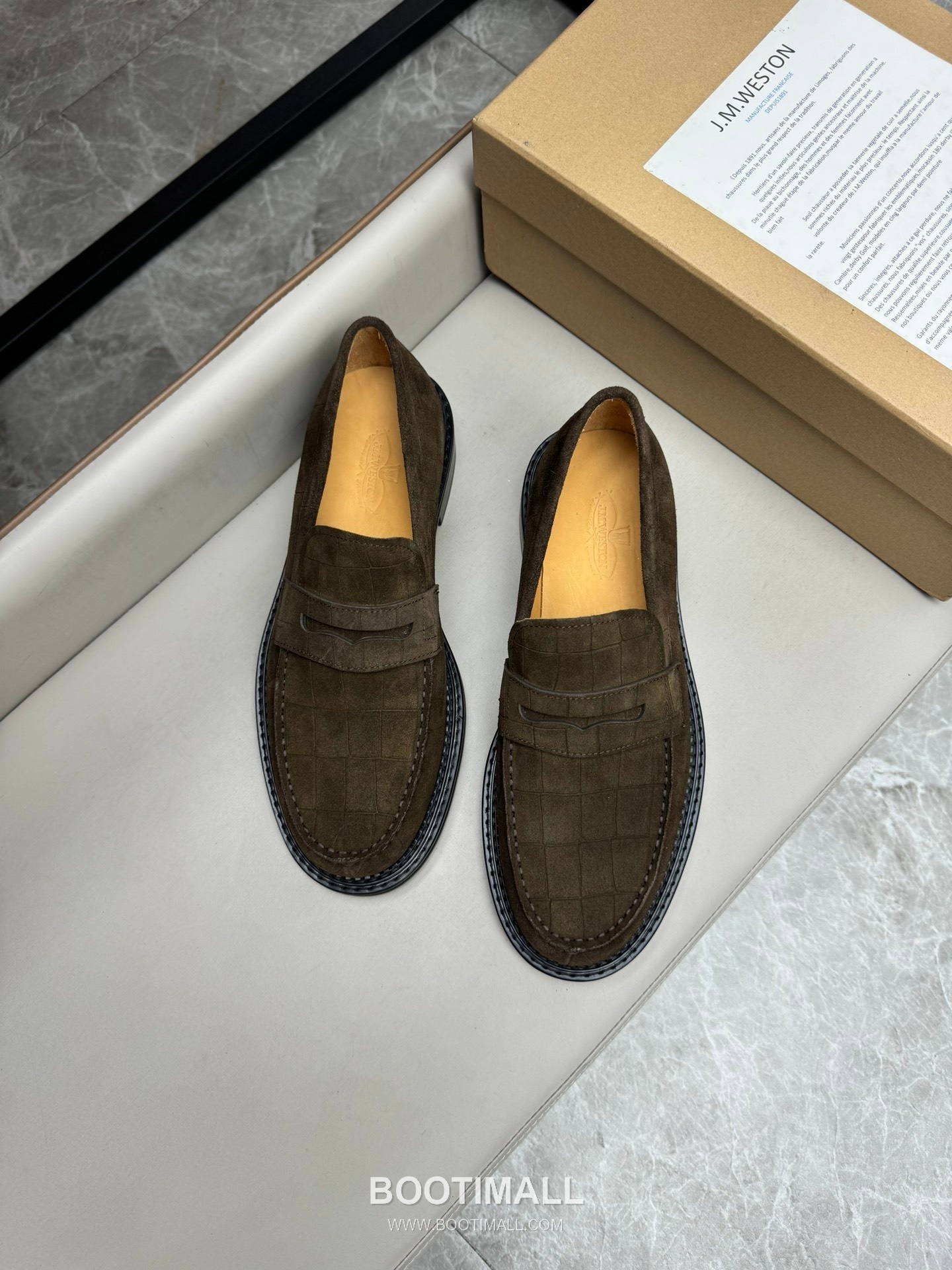 J.M.Weston Classic Calfskin Leather Lace-Up Dress Shoes with Minimal Seam Detail 제이엠웨스턴 클래식 카프스킨 레더 레이스업 드레스 슈즈 2.5cm 4