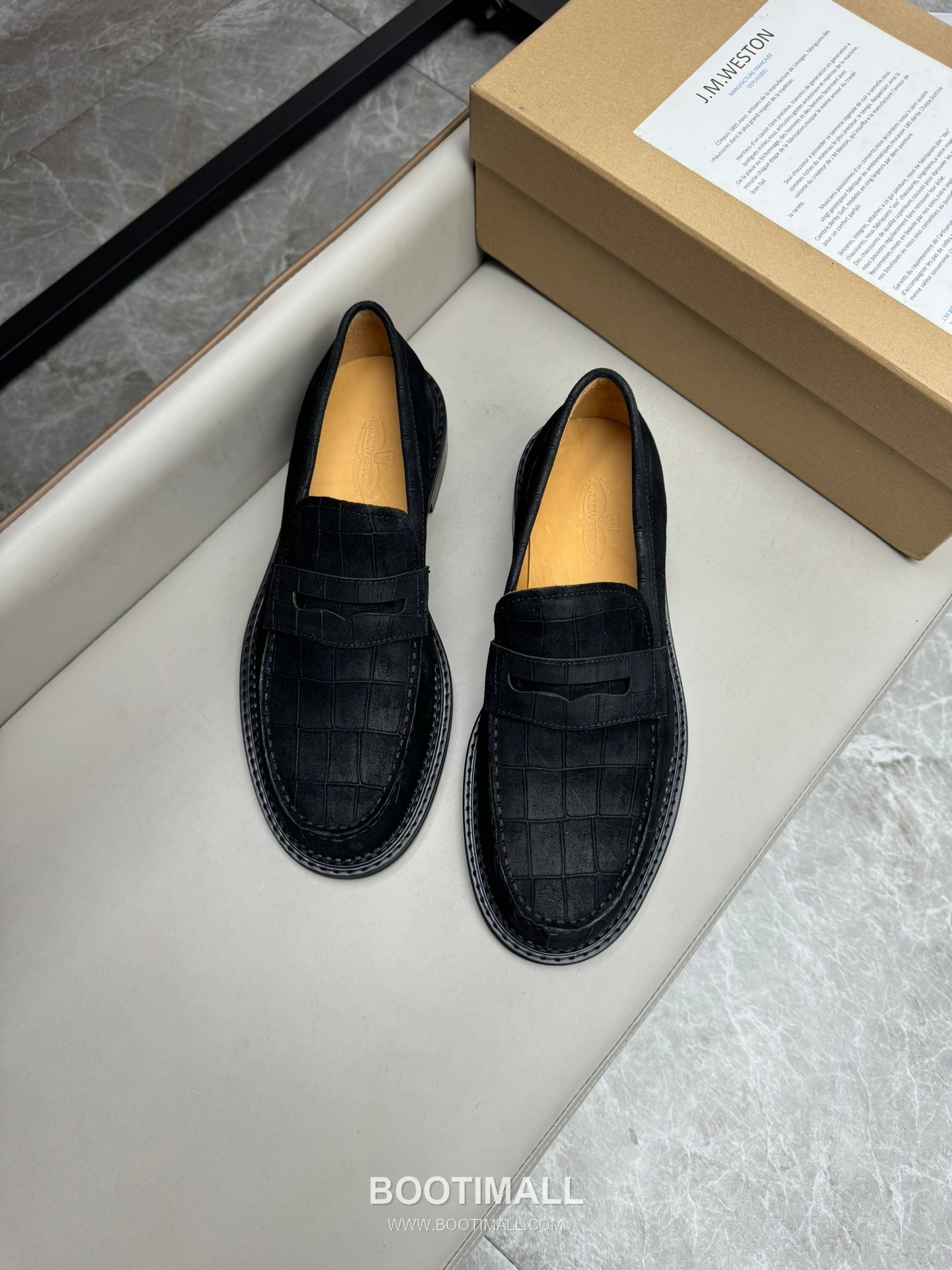 J.M.Weston Classic Calfskin Leather Lace-Up Dress Shoes with Minimal Seam Detail 제이엠웨스턴 클래식 카프스킨 레더 레이스업 드레스 슈즈 2.5cm 4