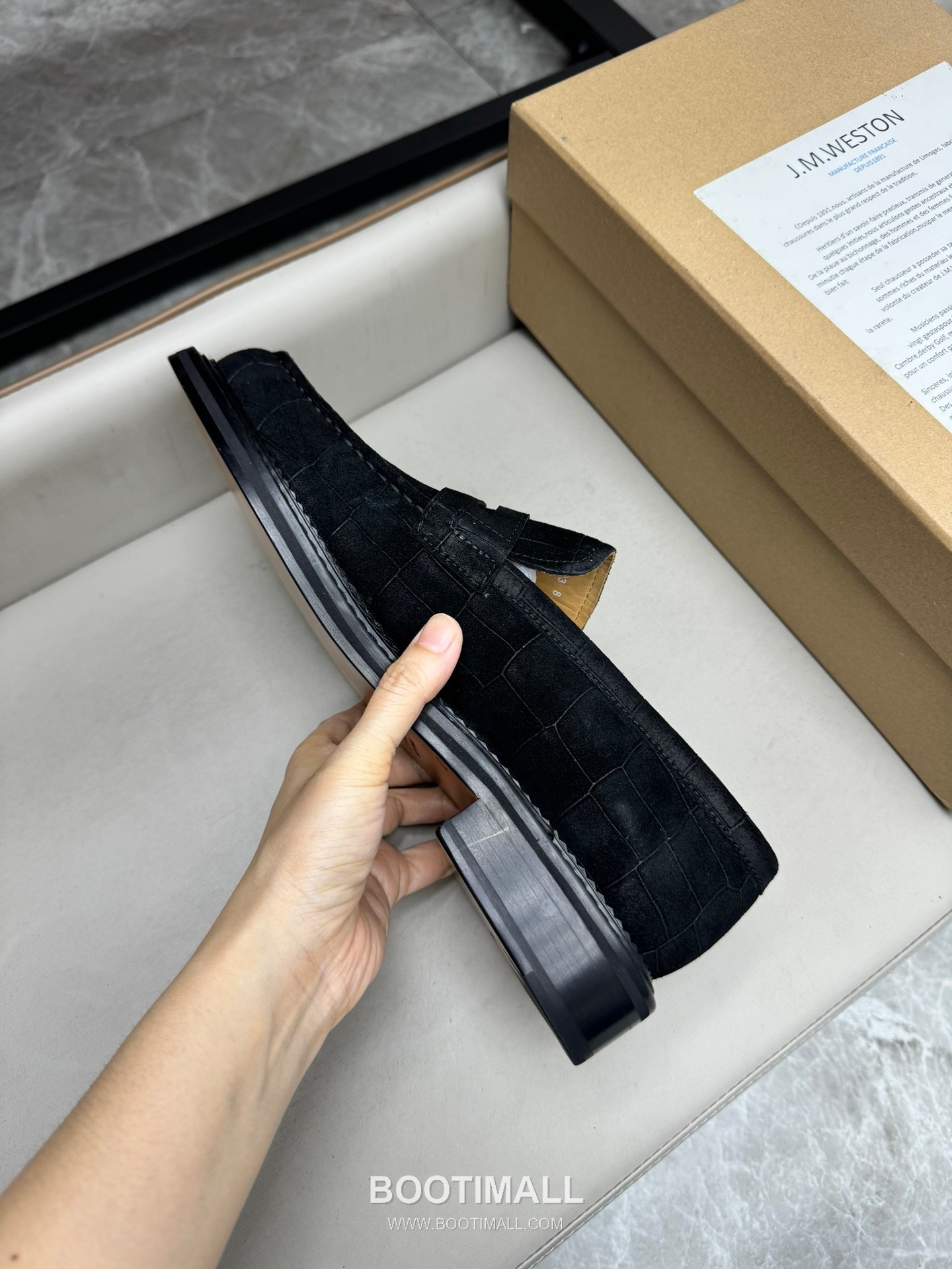 J.M.Weston Classic Calfskin Leather Lace-Up Dress Shoes with Minimal Seam Detail 제이엠웨스턴 클래식 카프스킨 레더 레이스업 드레스 슈즈 2.5cm 8