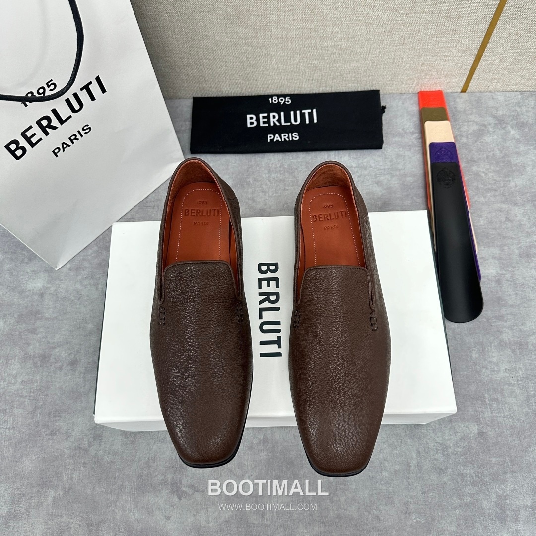 Berluti Escale Goatskin Leather Convertible Mule Loafer Shoes with Scritto Rubber Heel Detail 벨루티 에스칼레 고트스킨 레더 컨버터블 뮬 로퍼 슈즈 2.5cm 1