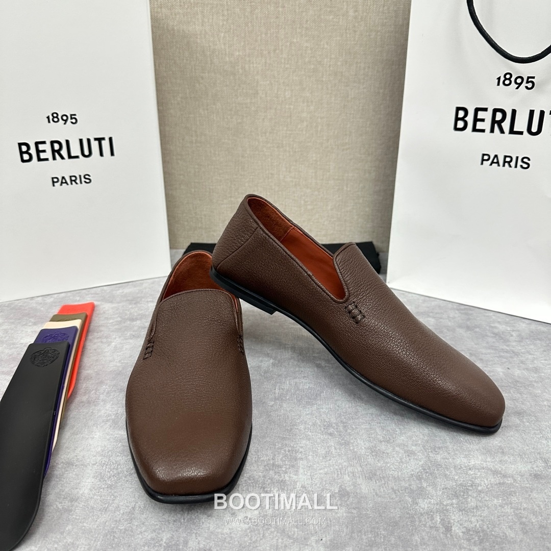 Berluti Escale Goatskin Leather Convertible Mule Loafer Shoes with Scritto Rubber Heel Detail 벨루티 에스칼레 고트스킨 레더 컨버터블 뮬 로퍼 슈즈 2.5cm 7