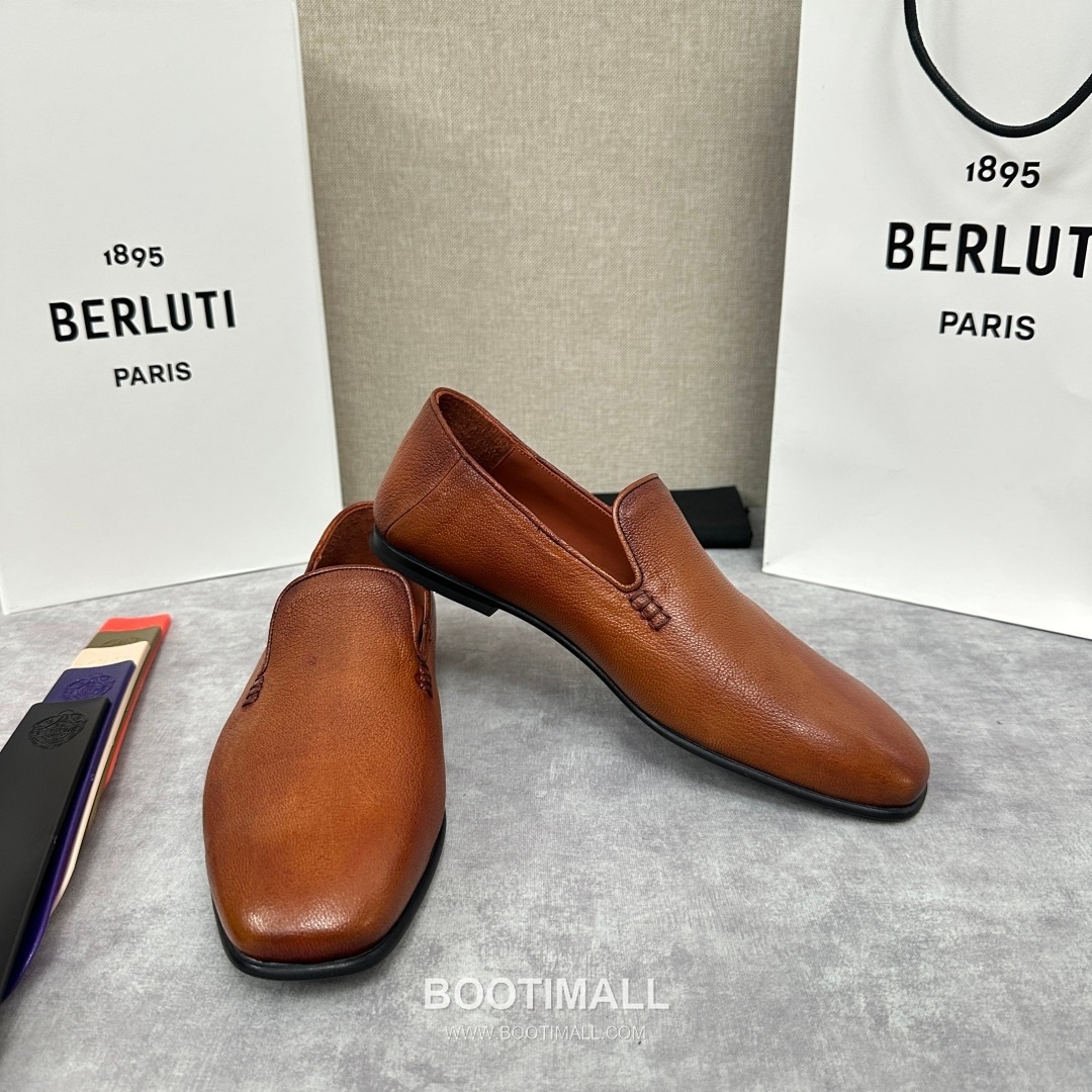 Berluti Escale Goatskin Leather Convertible Mule Loafer Shoes with Scritto Rubber Heel Detail 벨루티 에스칼레 고트스킨 레더 컨버터블 뮬 로퍼 슈즈 2.5cm 7