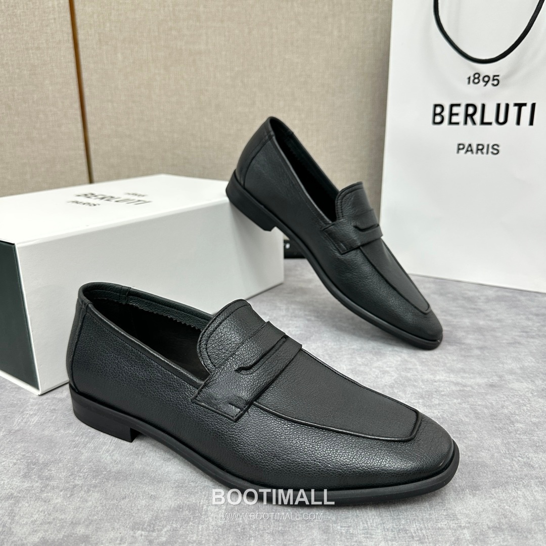 Berluti Lorenzo Goatskin Leather Loafer Shoes with Scritto Rubber Sole Detail 벨루티 로렌조 고트스킨 레더 로퍼 슈즈 2.5cm 2