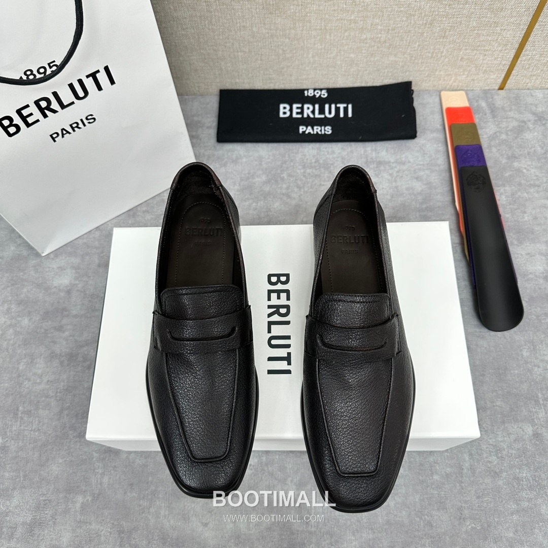 Berluti Lorenzo Goatskin Leather Loafer Shoes with Scritto Rubber Sole Detail 벨루티 로렌조 고트스킨 레더 로퍼 슈즈 2.5cm 1