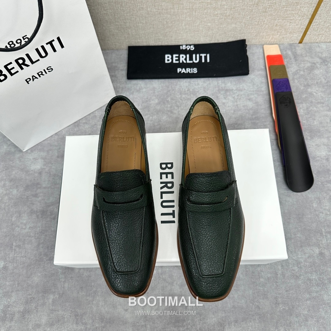 Berluti Lorenzo Goatskin Leather Loafer Shoes with Scritto Rubber Sole Detail 벨루티 로렌조 고트스킨 레더 로퍼 슈즈 2.5cm 1