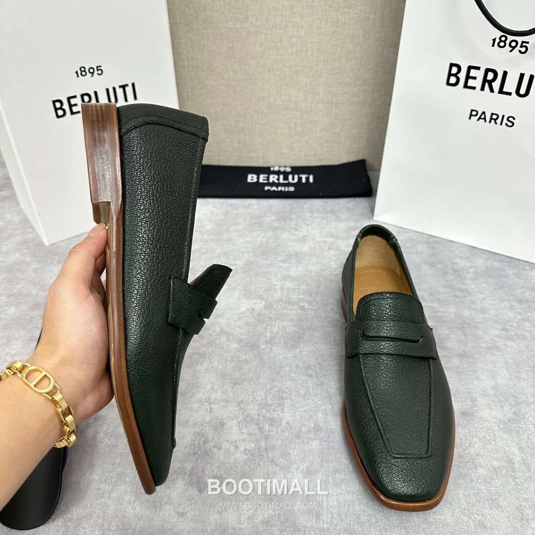 Berluti Lorenzo Goatskin Leather Loafer Shoes with Scritto Rubber Sole Detail 벨루티 로렌조 고트스킨 레더 로퍼 슈즈 2.5cm 4