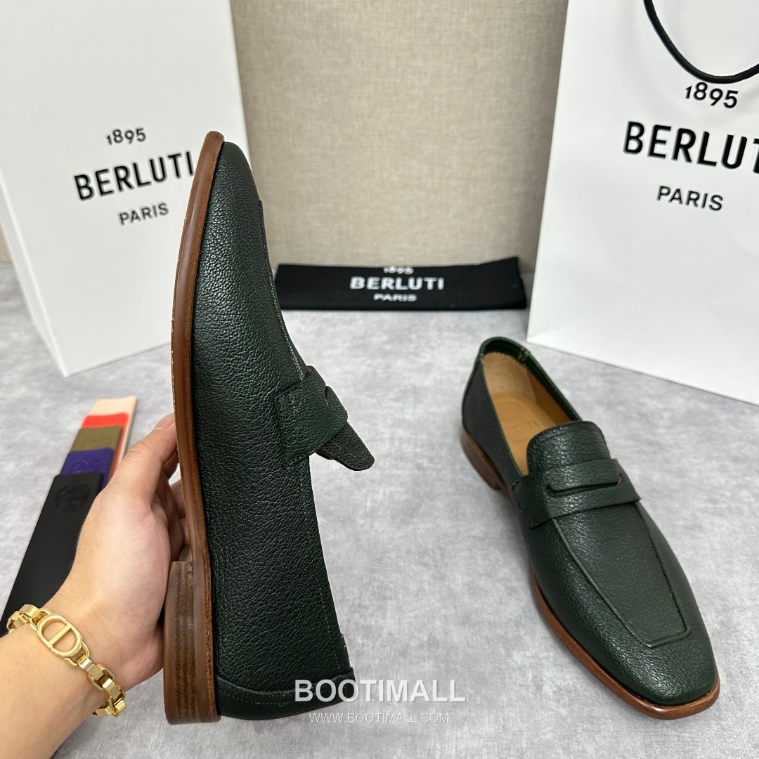 Berluti Lorenzo Goatskin Leather Loafer Shoes with Scritto Rubber Sole Detail 벨루티 로렌조 고트스킨 레더 로퍼 슈즈 2.5cm 6