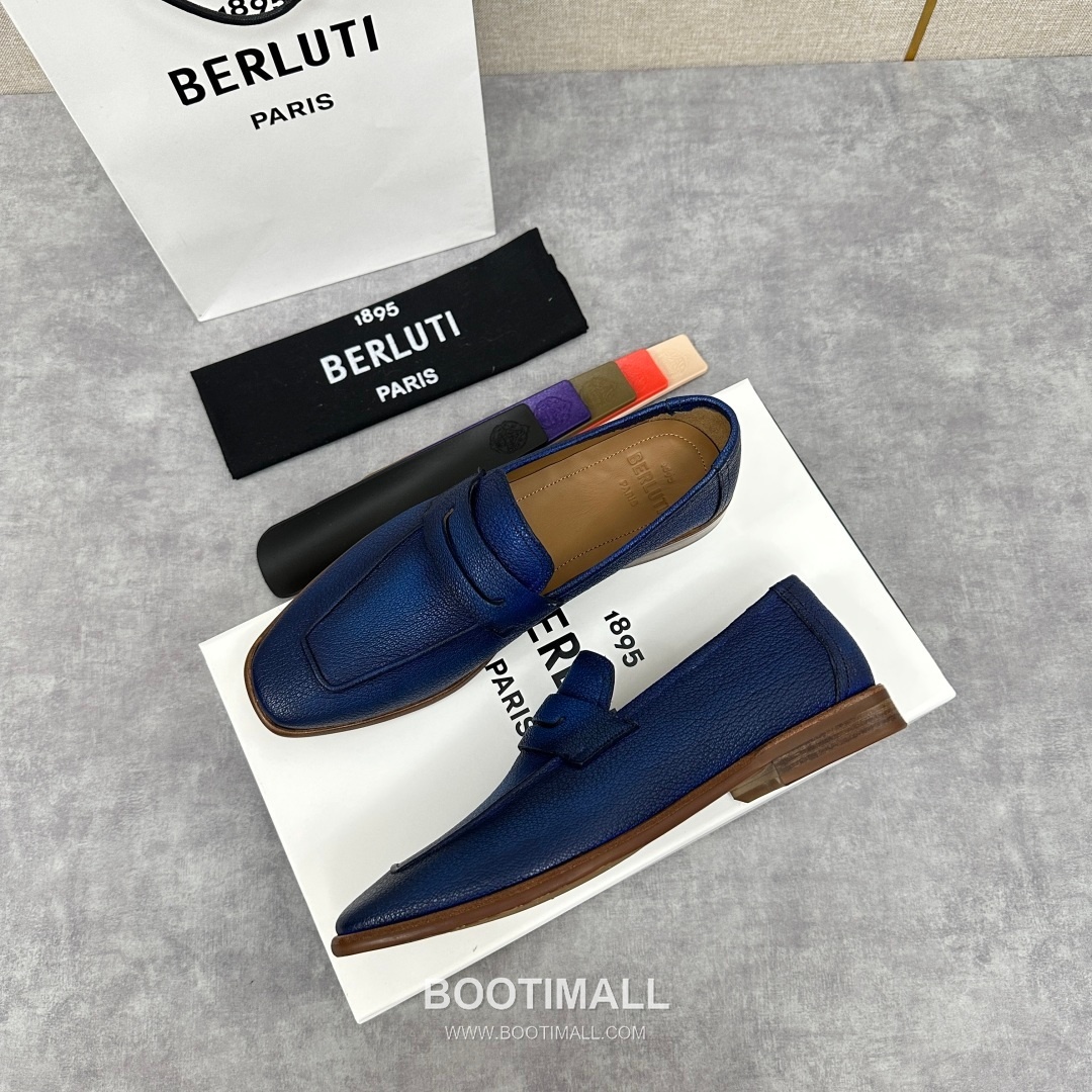 Berluti Lorenzo Goatskin Leather Loafer Shoes with Scritto Rubber Sole Detail 벨루티 로렌조 고트스킨 레더 로퍼 슈즈 2.5cm 3