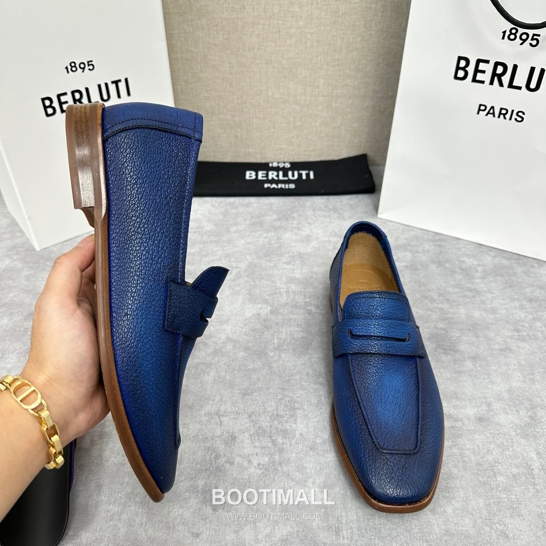 Berluti Lorenzo Goatskin Leather Loafer Shoes with Scritto Rubber Sole Detail 벨루티 로렌조 고트스킨 레더 로퍼 슈즈 2.5cm 4