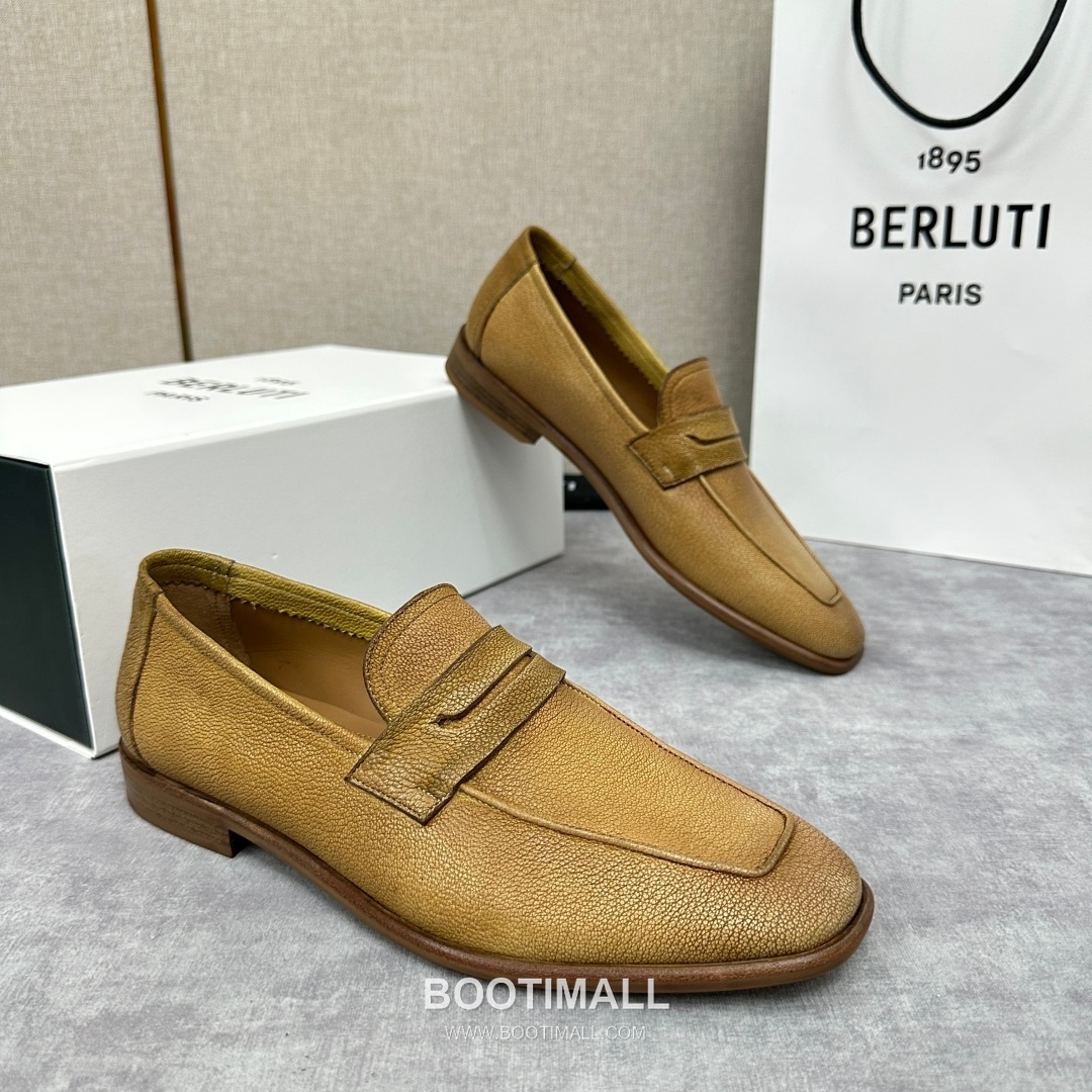 Berluti Lorenzo Goatskin Leather Loafer Shoes with Scritto Rubber Sole Detail 벨루티 로렌조 고트스킨 레더 로퍼 슈즈 2.5cm 2