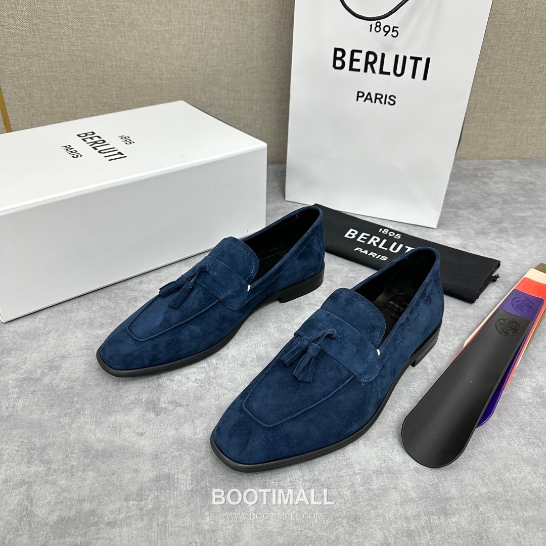 Berluti Lorenzo Suede Calfskin Leather Loafer Shoes with Scritto Rubber Sole Detail 벨루티 로렌조 스웨이드 카프스킨 레더 로퍼 슈즈 2.5cm 3