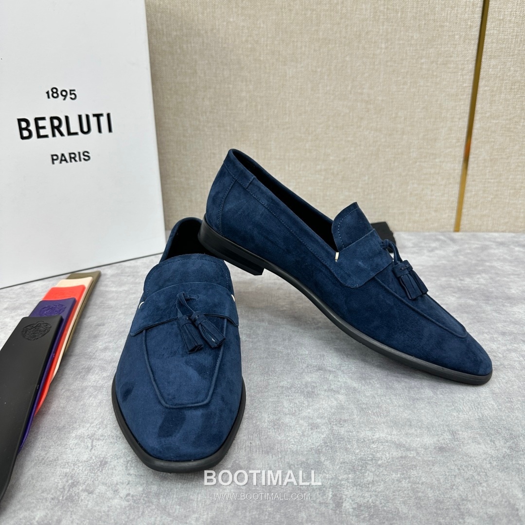 Berluti Lorenzo Suede Calfskin Leather Loafer Shoes with Scritto Rubber Sole Detail 벨루티 로렌조 스웨이드 카프스킨 레더 로퍼 슈즈 2.5cm 7