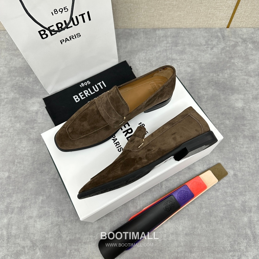 Berluti Lorenzo Suede Calfskin Leather Loafer Shoes with Scritto Rubber Sole Detail 벨루티 로렌조 스웨이드 카프스킨 레더 로퍼 슈즈 2.5cm 6