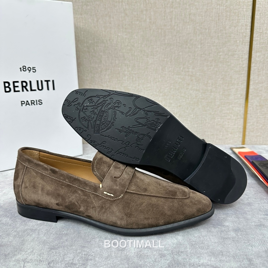 Berluti Lorenzo Suede Calfskin Leather Loafer Shoes with Scritto Rubber Sole Detail 벨루티 로렌조 스웨이드 카프스킨 레더 로퍼 슈즈 2.5cm 8