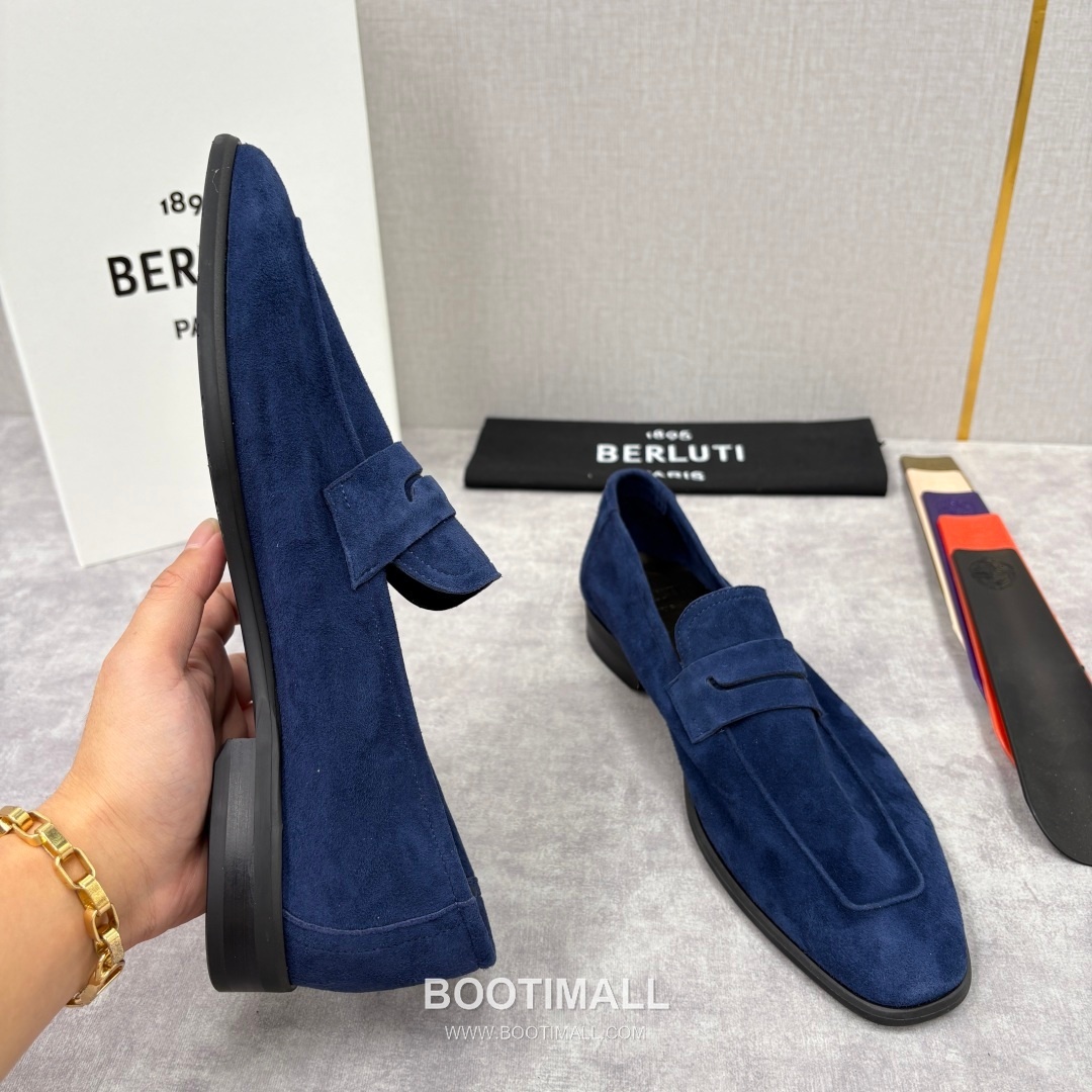 Berluti Lorenzo Suede Calfskin Leather Loafer Shoes with Scritto Rubber Sole Detail 벨루티 로렌조 스웨이드 카프스킨 레더 로퍼 슈즈 2.5cm 8