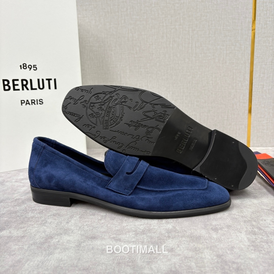 Berluti Lorenzo Suede Calfskin Leather Loafer Shoes with Scritto Rubber Sole Detail 벨루티 로렌조 스웨이드 카프스킨 레더 로퍼 슈즈 2.5cm 9