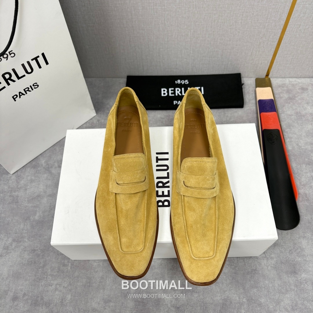 Berluti Lorenzo Suede Calfskin Leather Loafer Shoes with Scritto Rubber Sole Detail 벨루티 로렌조 스웨이드 카프스킨 레더 로퍼 슈즈 2.5cm 1