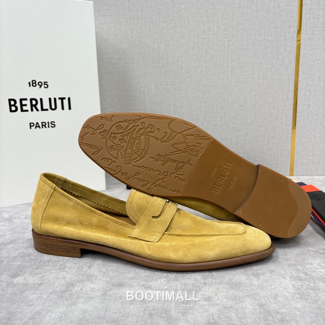 Berluti Lorenzo Suede Calfskin Leather Loafer Shoes with Scritto Rubber Sole Detail 벨루티 로렌조 스웨이드 카프스킨 레더 로퍼 슈즈 2.5cm 9