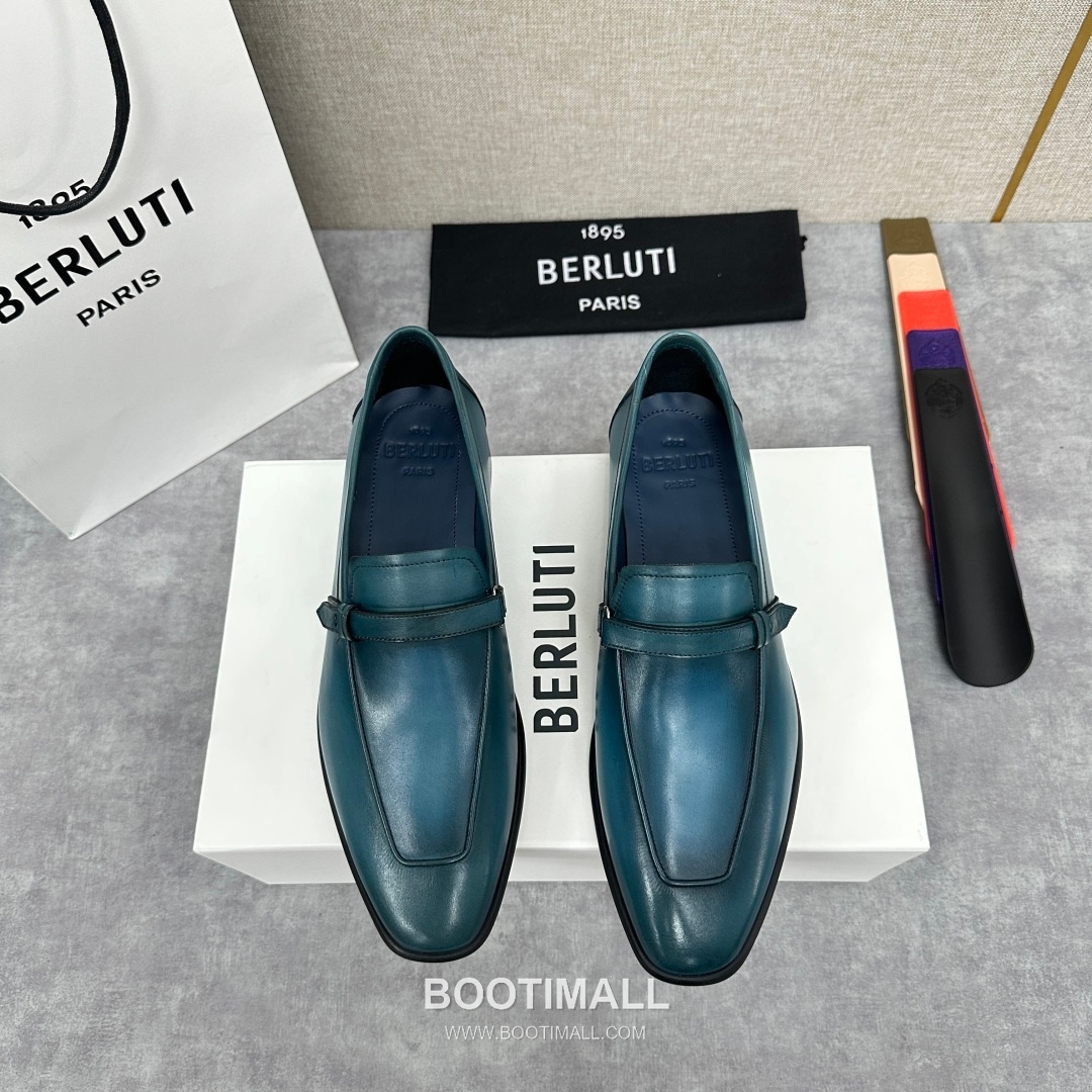 Berluti Lorenzo Calfskin Leather Strap Loafer Shoes with Scritto Rubber Sole Detail 벨루티 로렌조 카프스킨 레더 스트랩 로퍼 슈즈 2.5cm 1