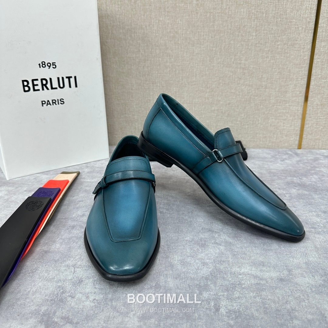 Berluti Lorenzo Calfskin Leather Strap Loafer Shoes with Scritto Rubber Sole Detail 벨루티 로렌조 카프스킨 레더 스트랩 로퍼 슈즈 2.5cm 7