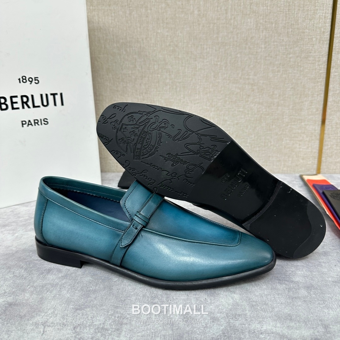 Berluti Lorenzo Calfskin Leather Strap Loafer Shoes with Scritto Rubber Sole Detail 벨루티 로렌조 카프스킨 레더 스트랩 로퍼 슈즈 2.5cm 8