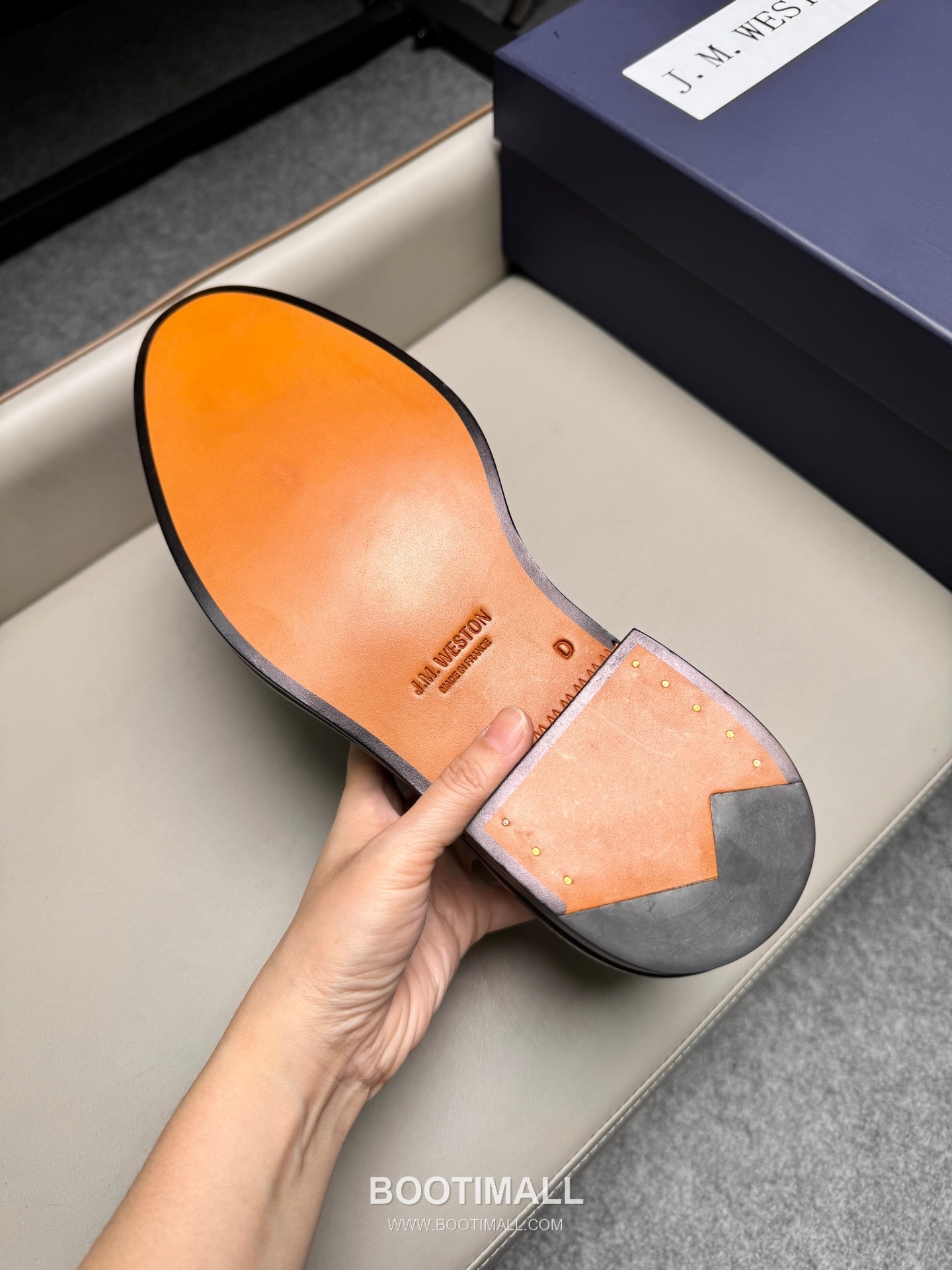 J.M.Weston Classic Calfskin Leather Lace-Up Dress Shoes with Leather Sole Detail 제이엠웨스턴 클래식 카프스킨 레더 레이스업 드레스 슈즈 2.5cm 9