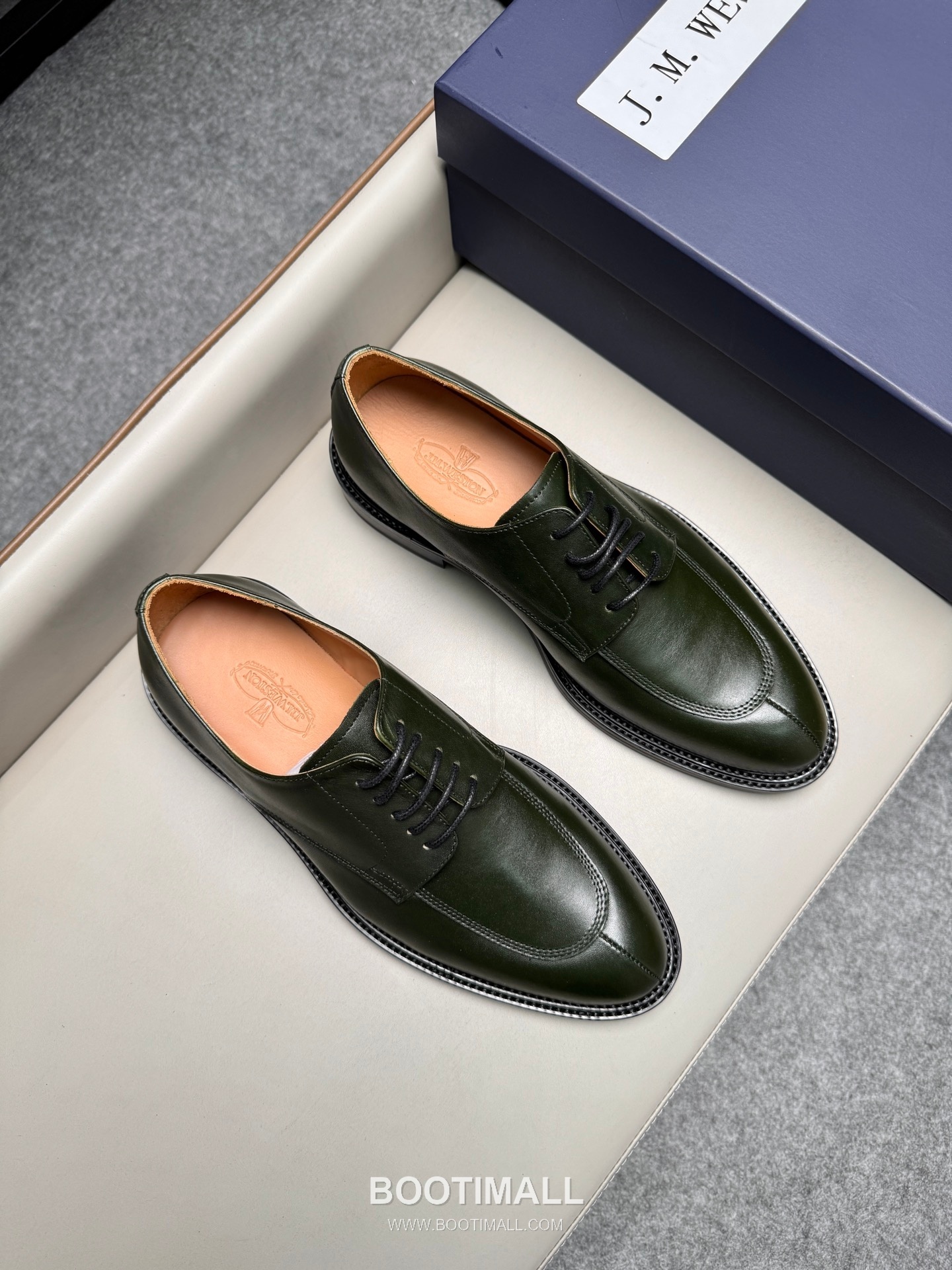 J.M.Weston Classic Calfskin Leather Lace-Up Dress Shoes with Leather Sole Detail 제이엠웨스턴 클래식 카프스킨 레더 레이스업 드레스 슈즈 2.5cm 1