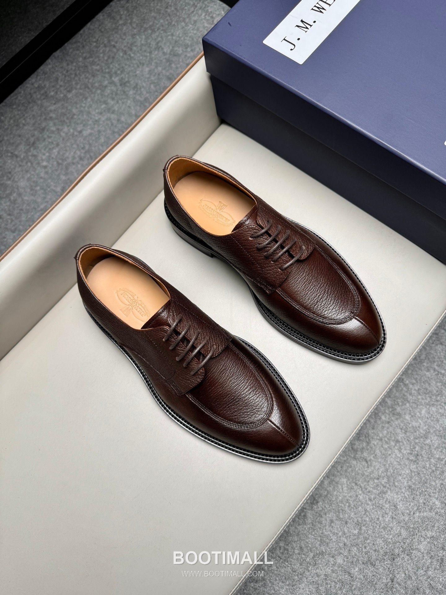J.M.Weston Classic Calfskin Leather Lace-Up Dress Shoes with Leather Sole Detail 제이엠웨스턴 클래식 카프스킨 레더 레이스업 드레스 슈즈 2.5cm 1