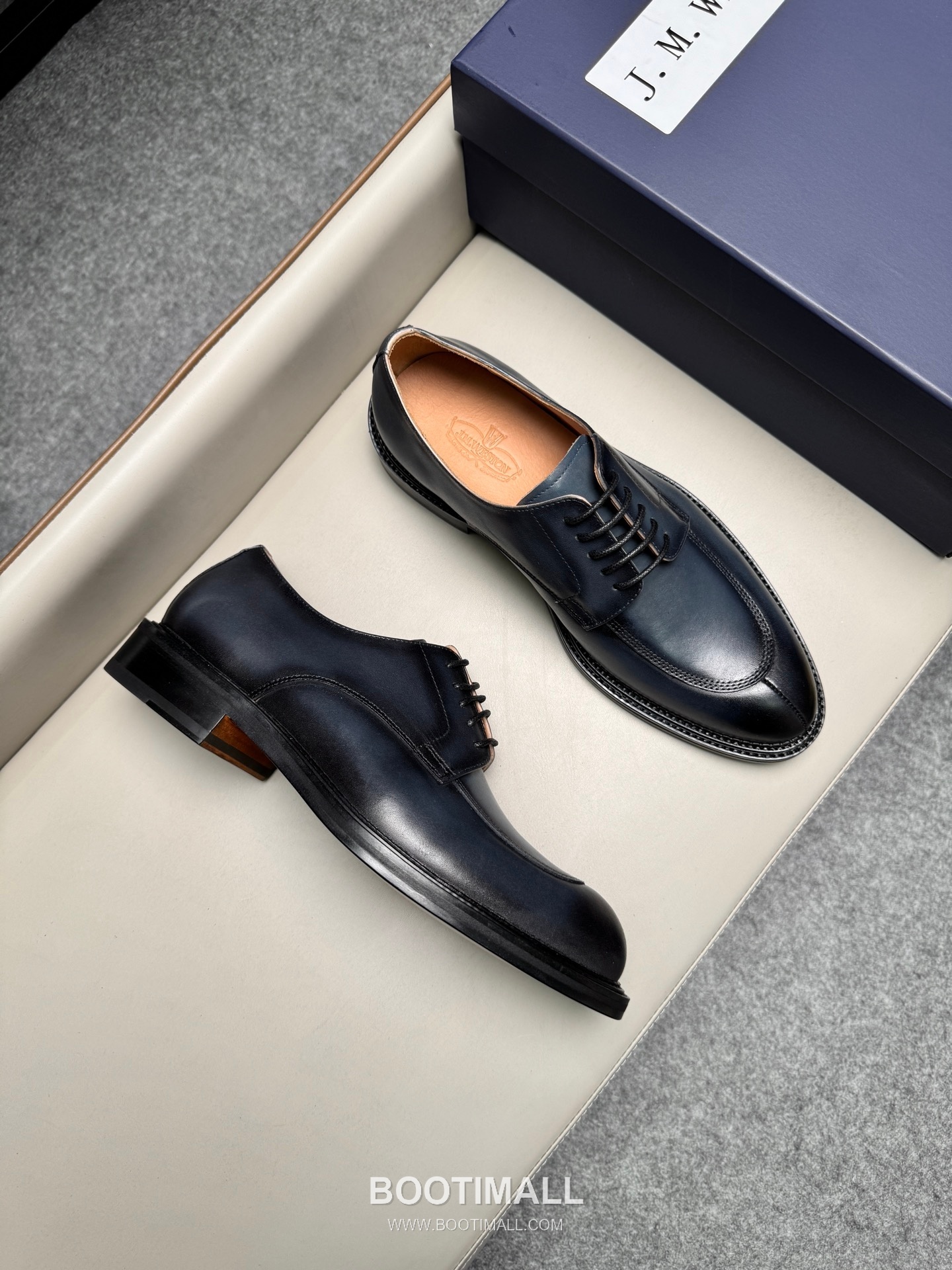 J.M.Weston Classic Calfskin Leather Lace-Up Dress Shoes with Leather Sole Detail 제이엠웨스턴 클래식 카프스킨 레더 레이스업 드레스 슈즈 2.5cm 2