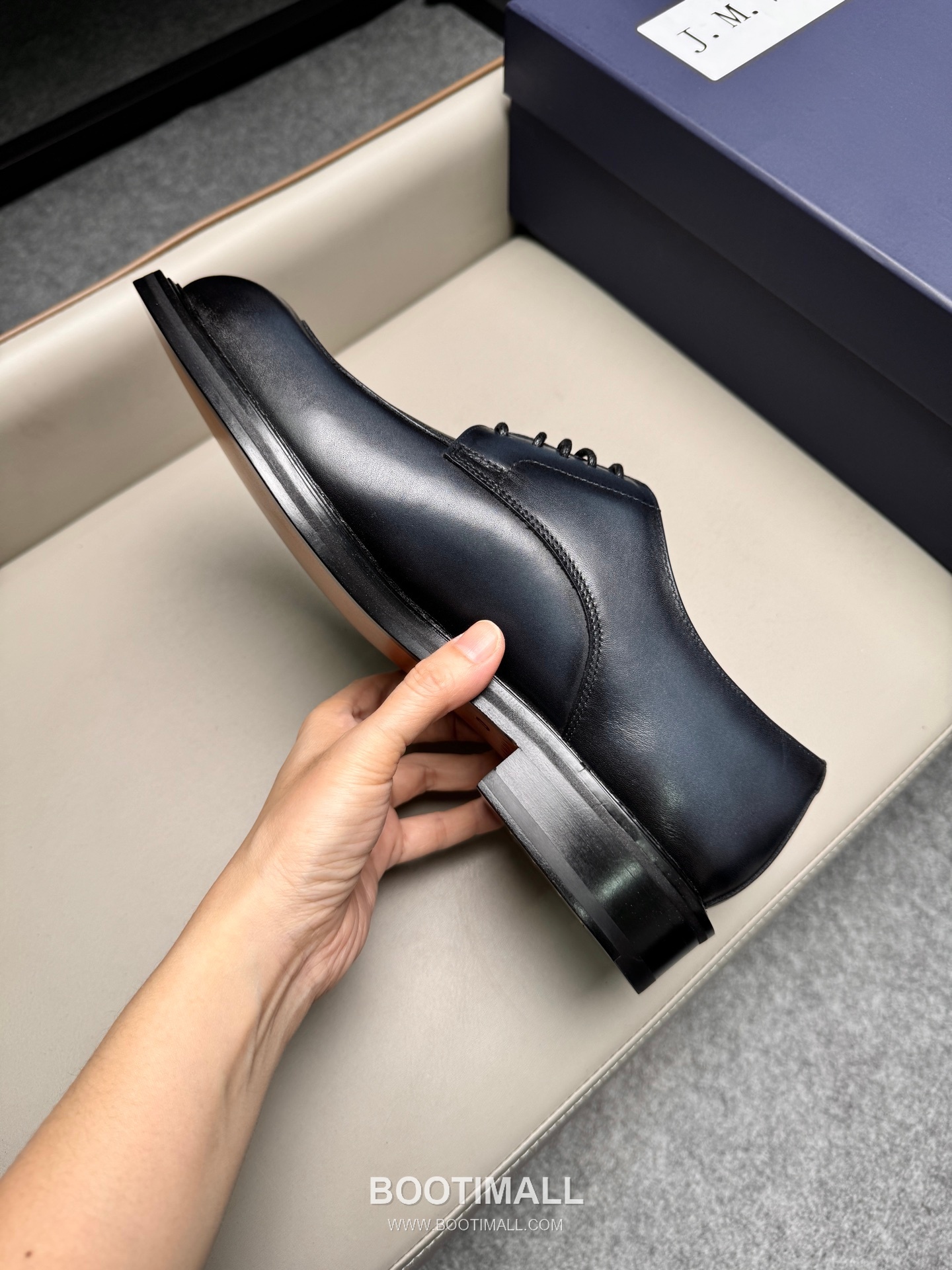 J.M.Weston Classic Calfskin Leather Lace-Up Dress Shoes with Leather Sole Detail 제이엠웨스턴 클래식 카프스킨 레더 레이스업 드레스 슈즈 2.5cm 8