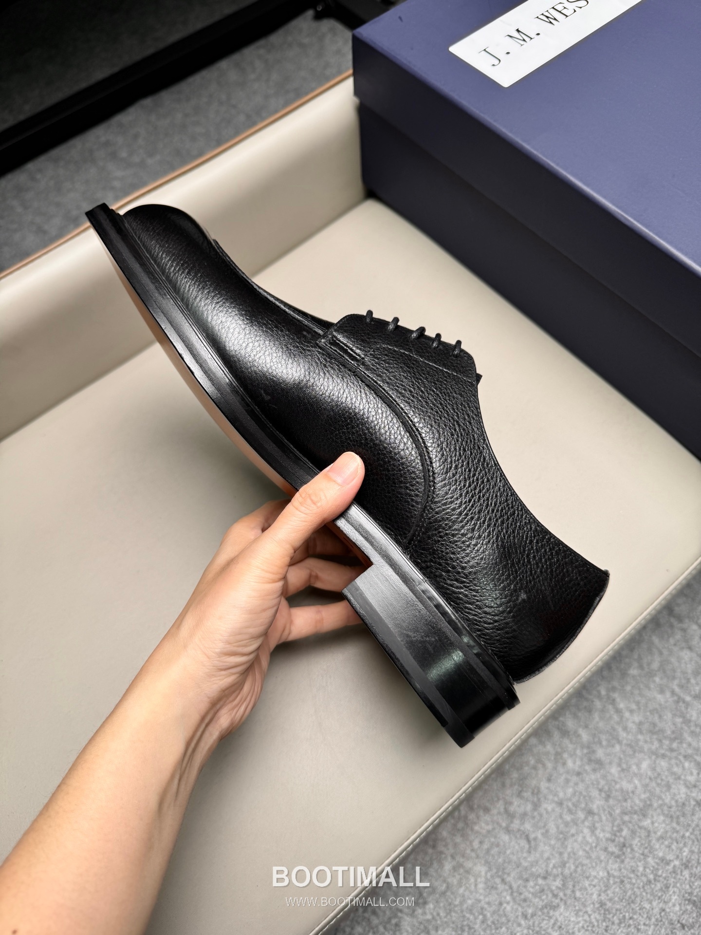 J.M.Weston Classic Calfskin Leather Lace-Up Dress Shoes with Leather Sole Detail 제이엠웨스턴 클래식 카프스킨 레더 레이스업 드레스 슈즈 2.5cm 8