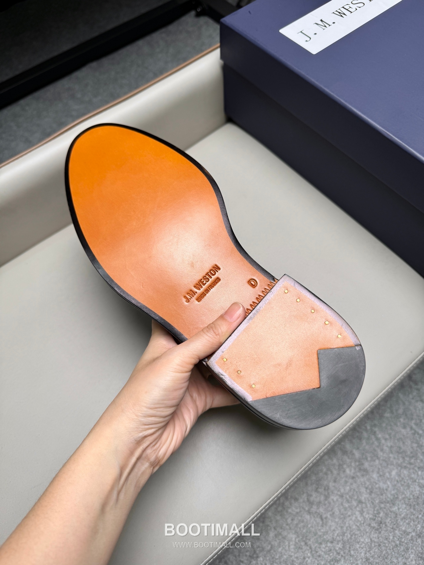 J.M.Weston Classic Calfskin Leather Lace-Up Dress Shoes with Leather Sole Detail 제이엠웨스턴 클래식 카프스킨 레더 레이스업 드레스 슈즈 2.5cm 9