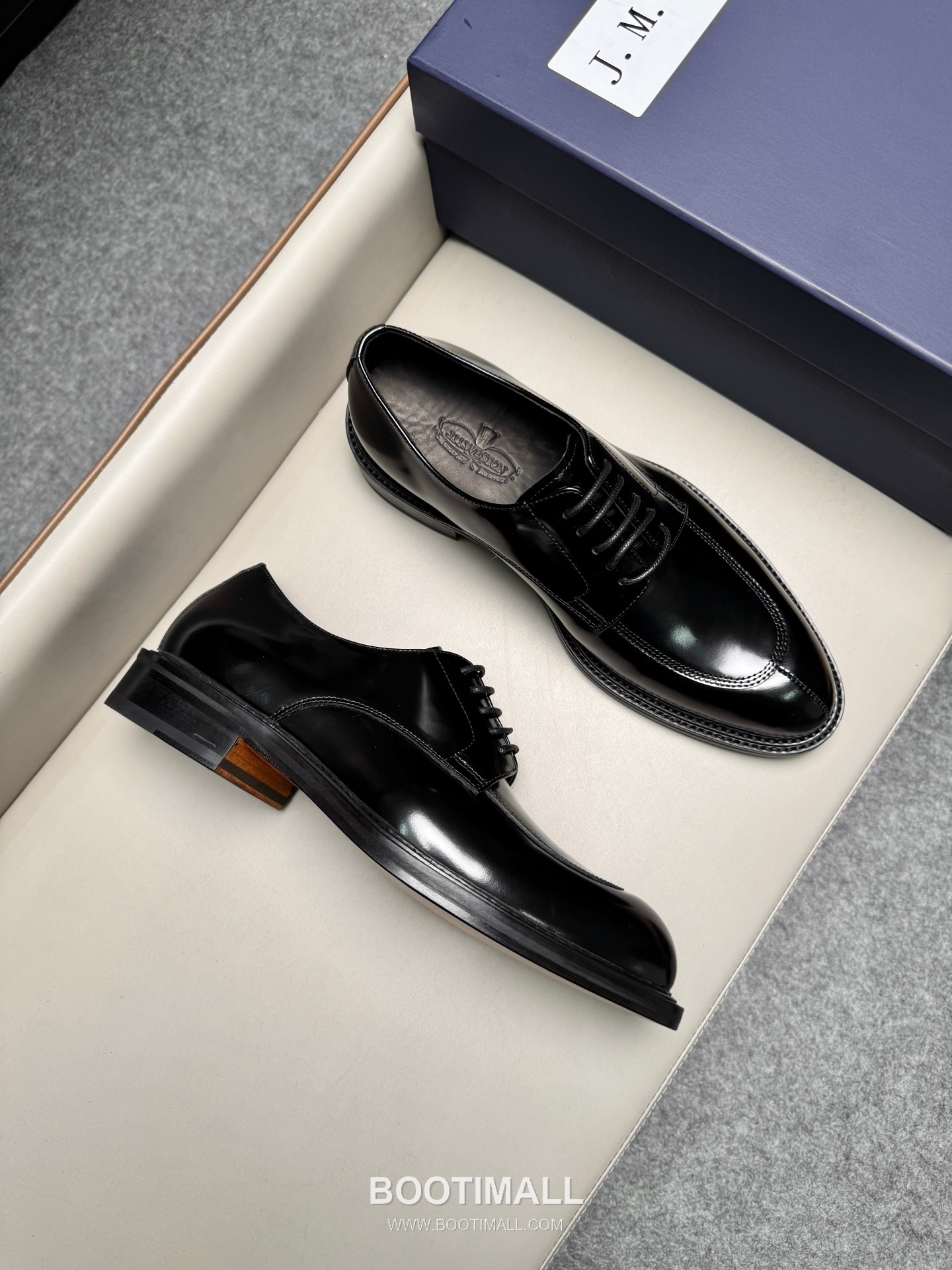 J.M.Weston Classic Calfskin Leather Lace-Up Dress Shoes with Leather Sole Detail 제이엠웨스턴 클래식 카프스킨 레더 레이스업 드레스 슈즈 2.5cm 2