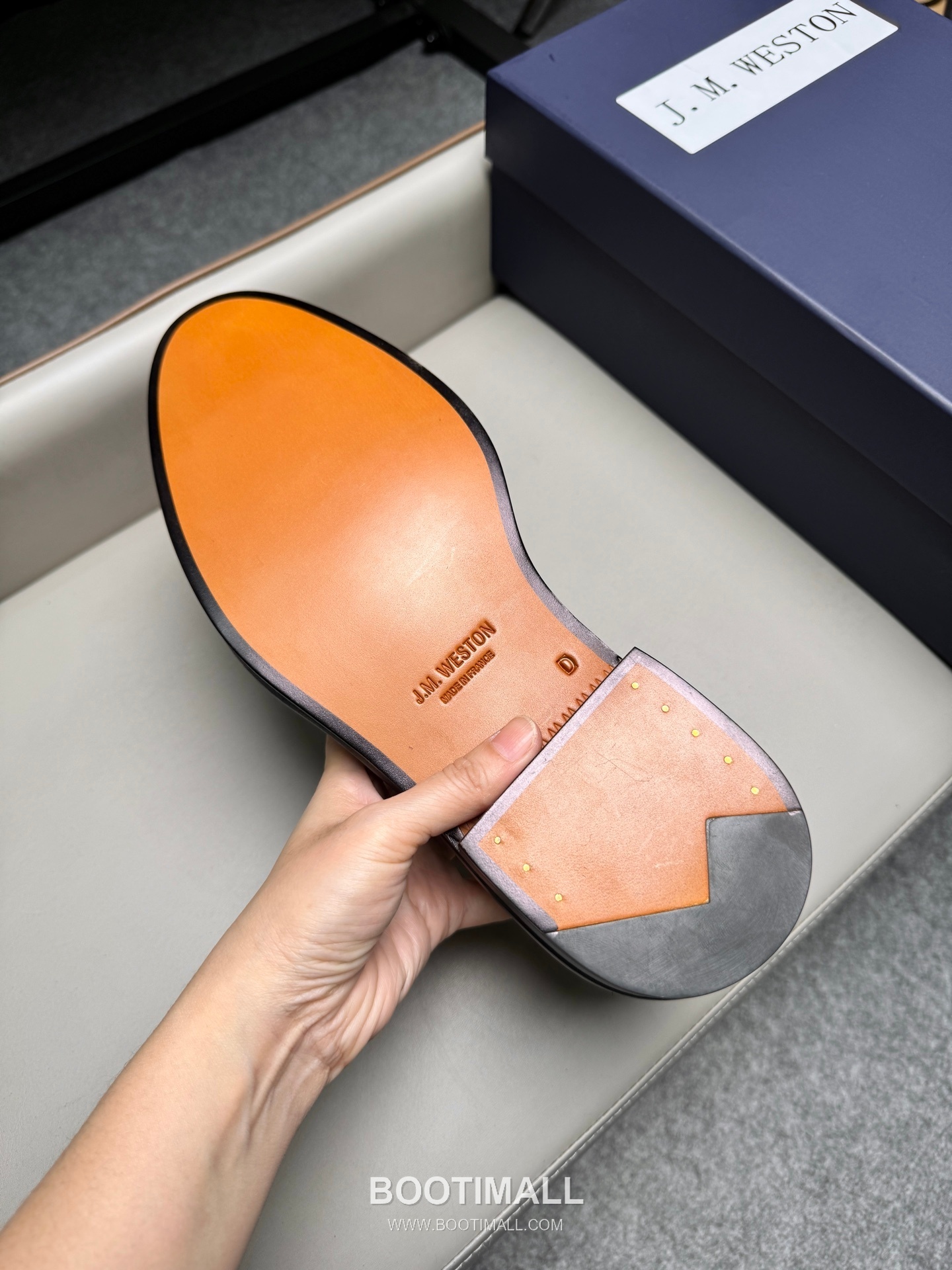 J.M.Weston Classic Calfskin Leather Lace-Up Dress Shoes with Leather Sole Detail 제이엠웨스턴 클래식 카프스킨 레더 레이스업 드레스 슈즈 2.5cm 9