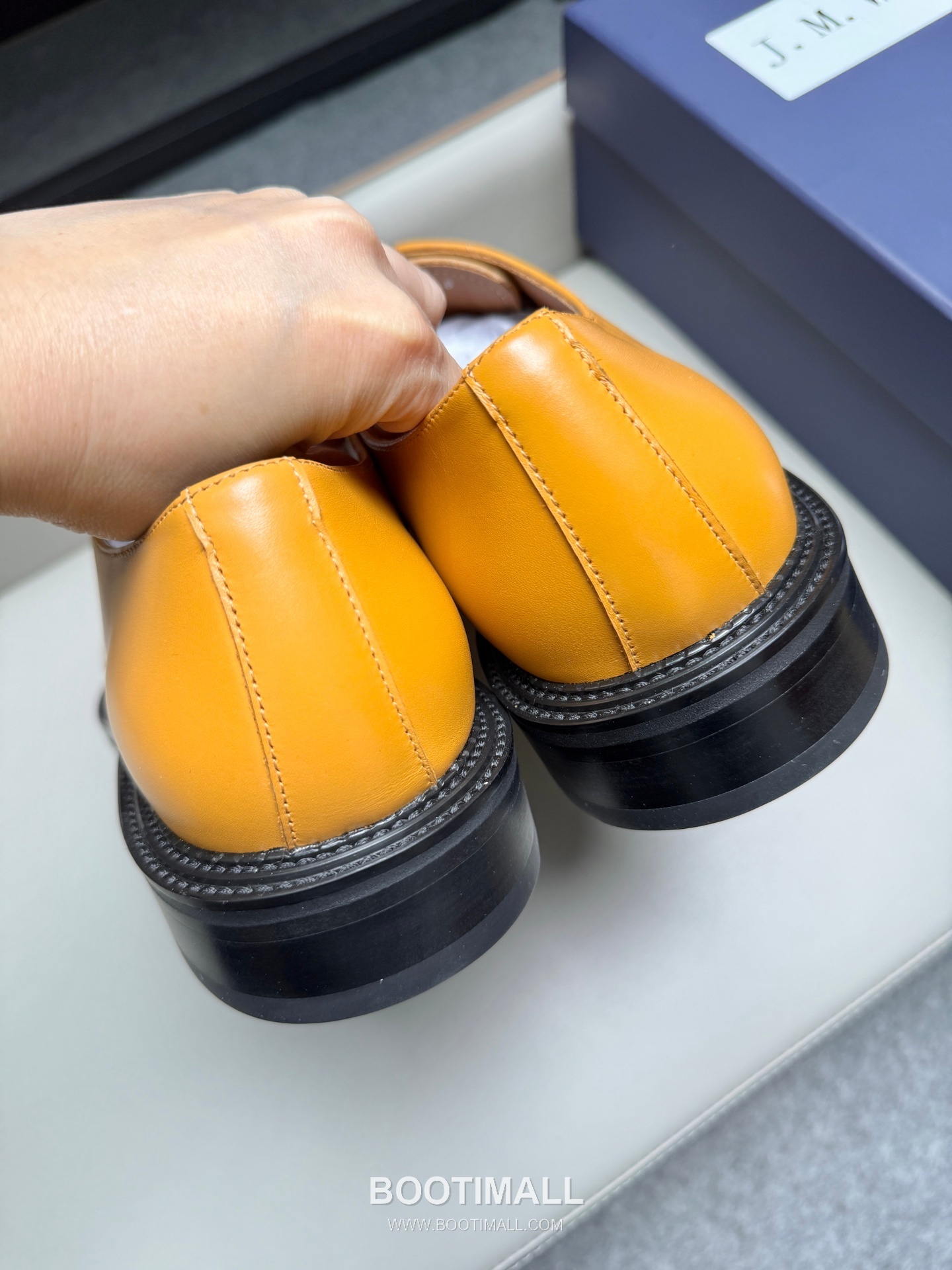 J.M.Weston Classic Calfskin Leather Lace-Up Dress Shoes with Leather Sole Detail 제이엠웨스턴 클래식 카프스킨 레더 레이스업 드레스 슈즈 2.5cm 5