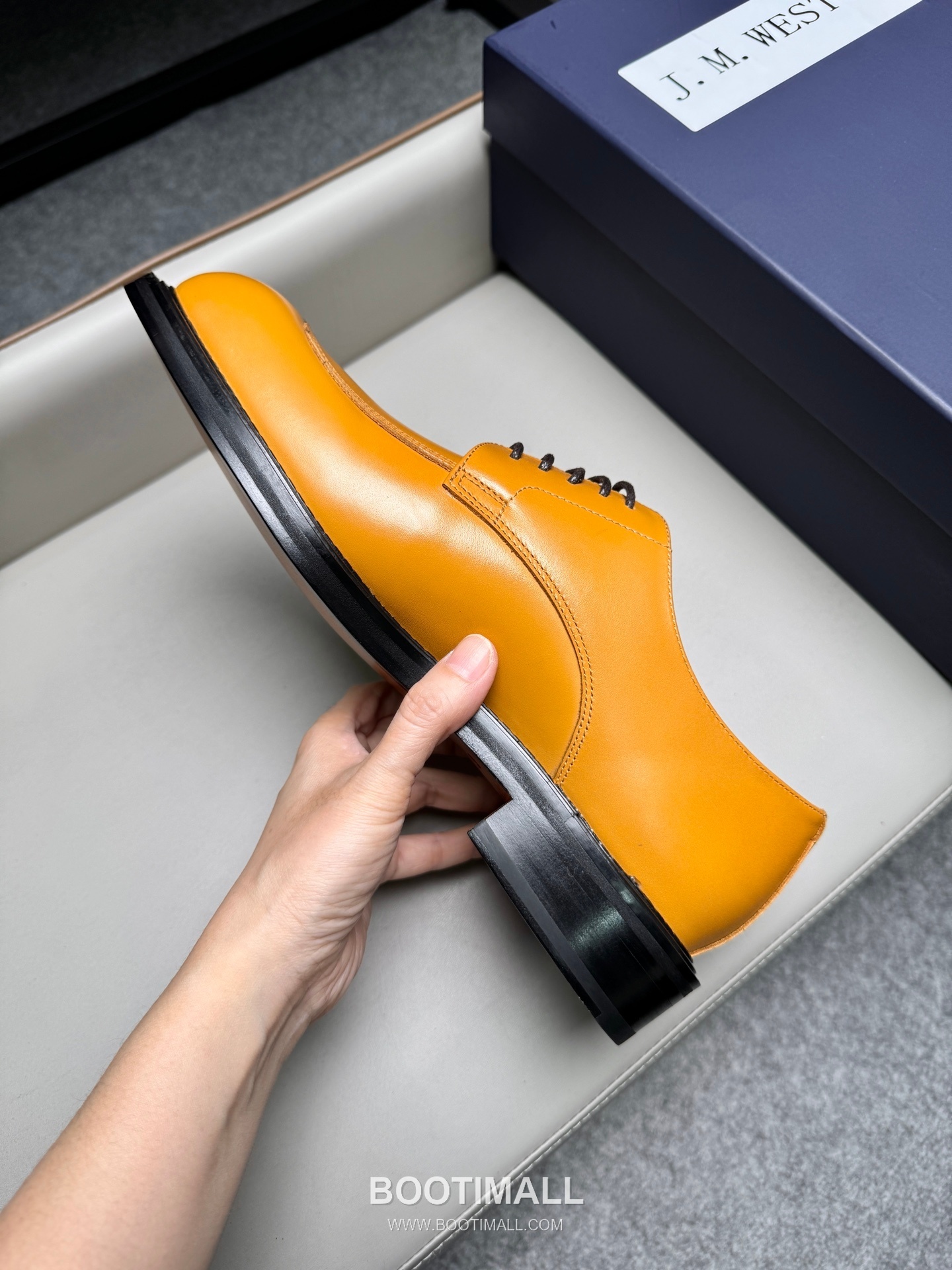 J.M.Weston Classic Calfskin Leather Lace-Up Dress Shoes with Leather Sole Detail 제이엠웨스턴 클래식 카프스킨 레더 레이스업 드레스 슈즈 2.5cm 8